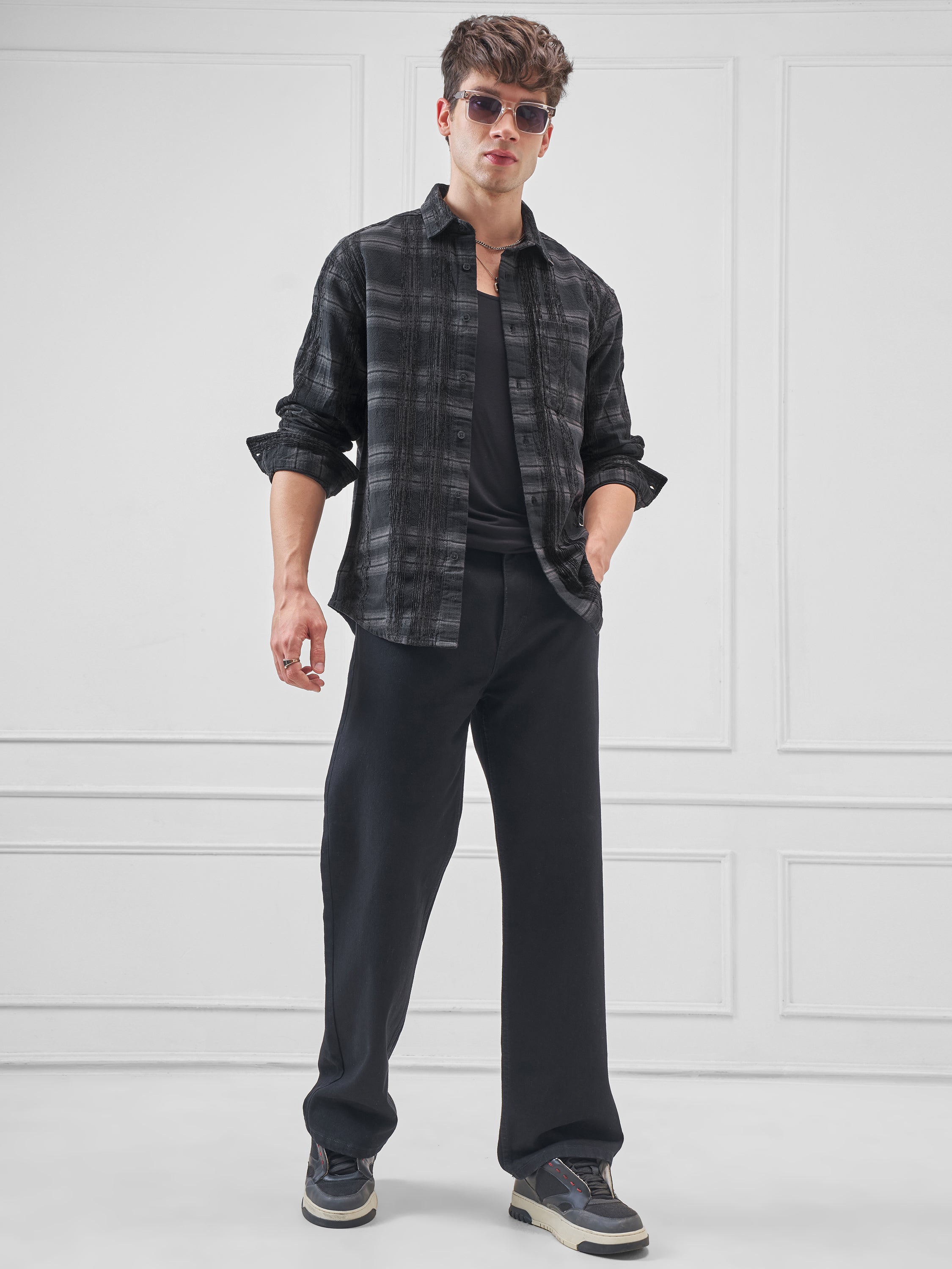 Highlander Men Black Checked Relaxed Fit Casual Shirt - Black - Image 2