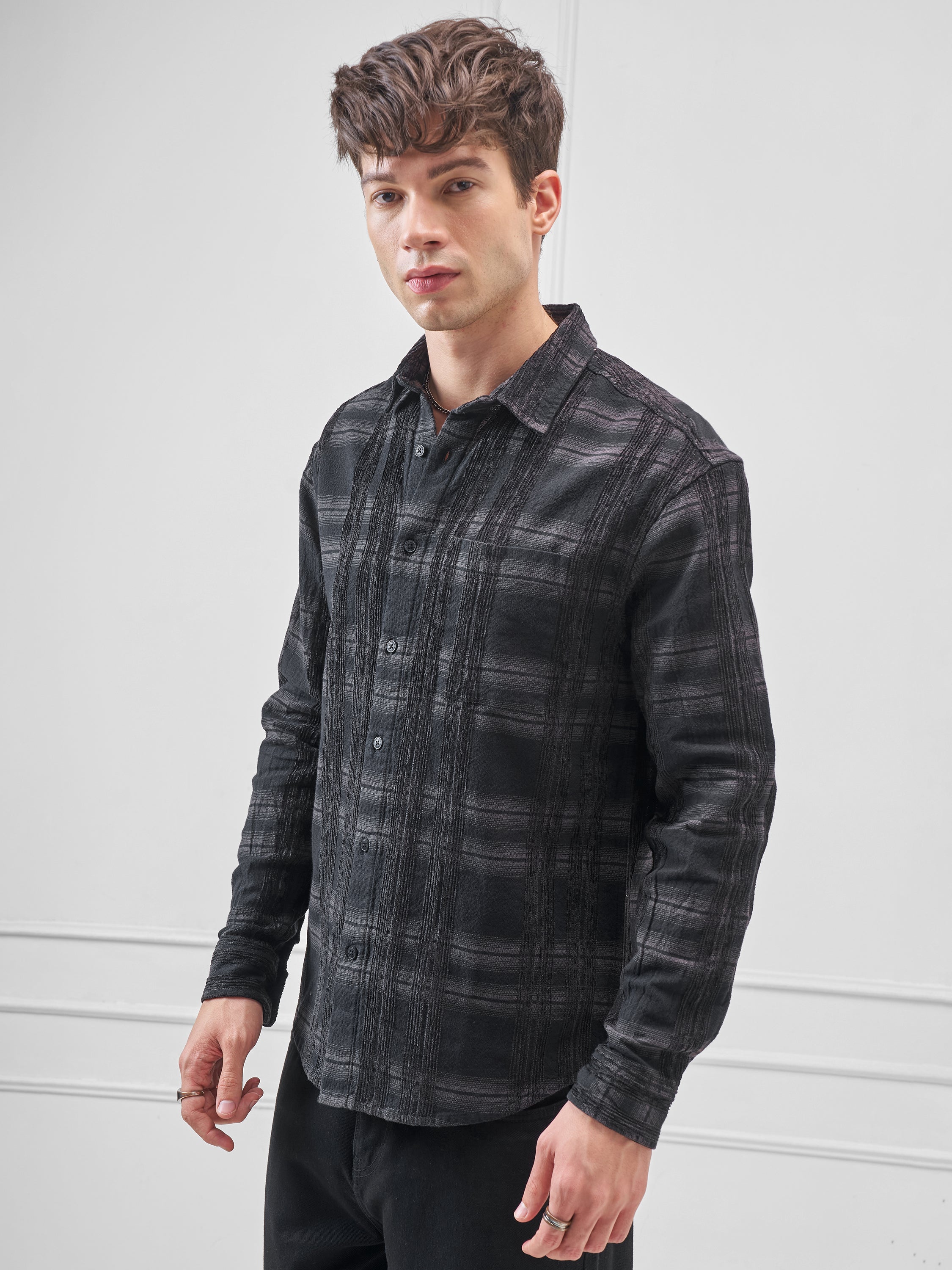 Highlander Men Black Checked Relaxed Fit Casual Shirt - Black - Image 4