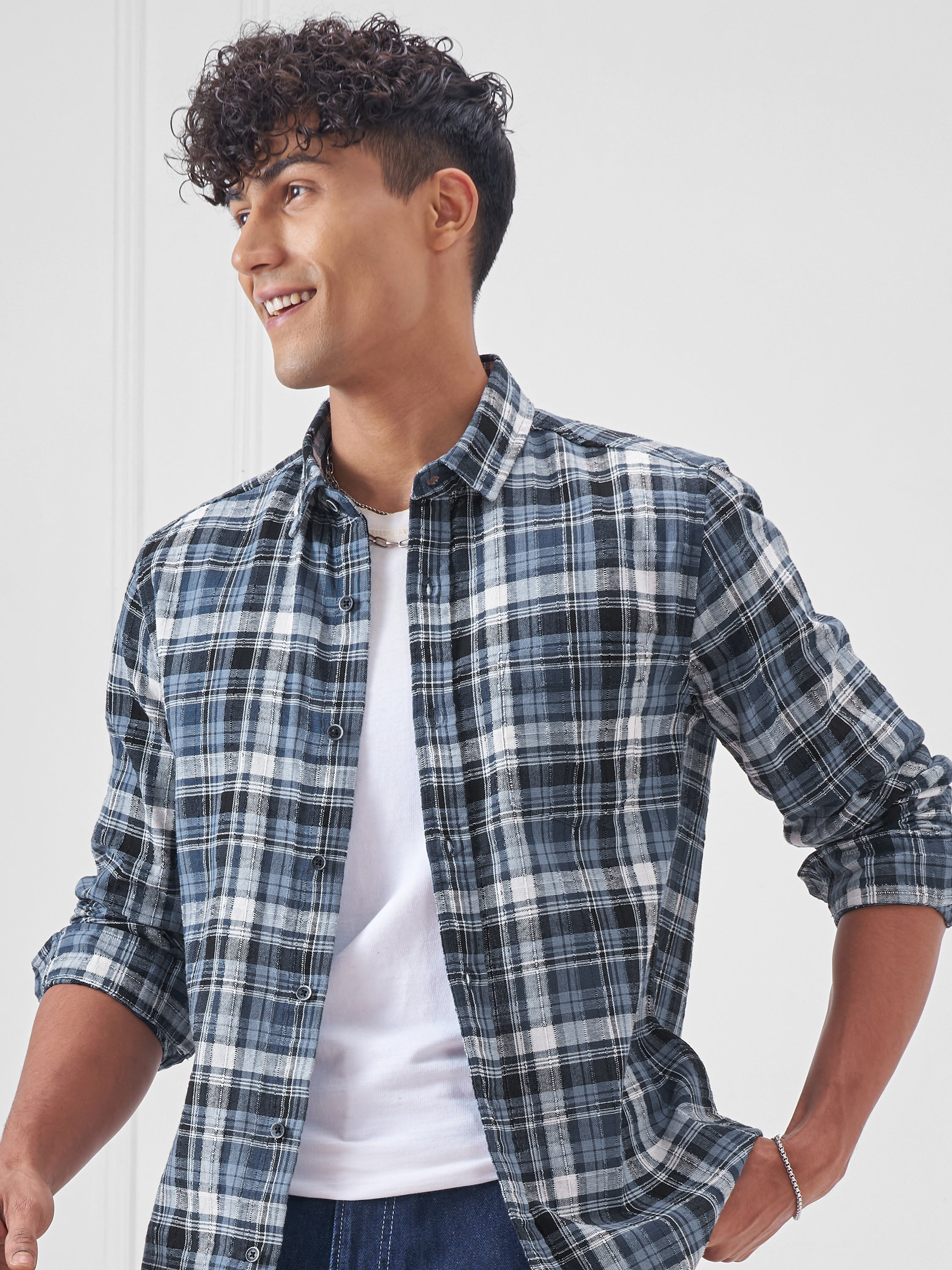 Highlander Men Blue Checked Slim Fit Casual Shirt - Blue - Image 1