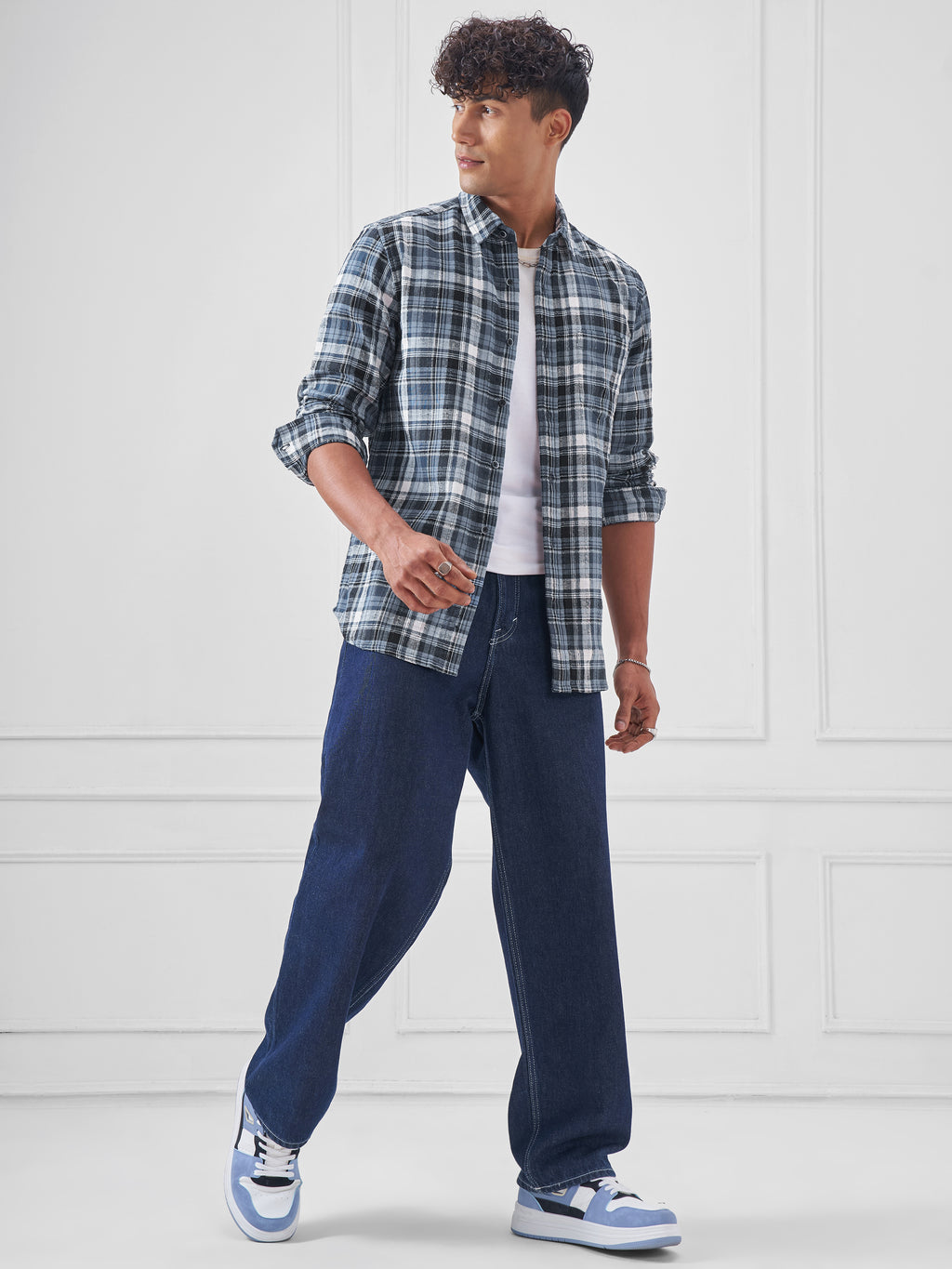 Highlander Men Blue Checked Slim Fit Casual Shirt - Blue - Image 2