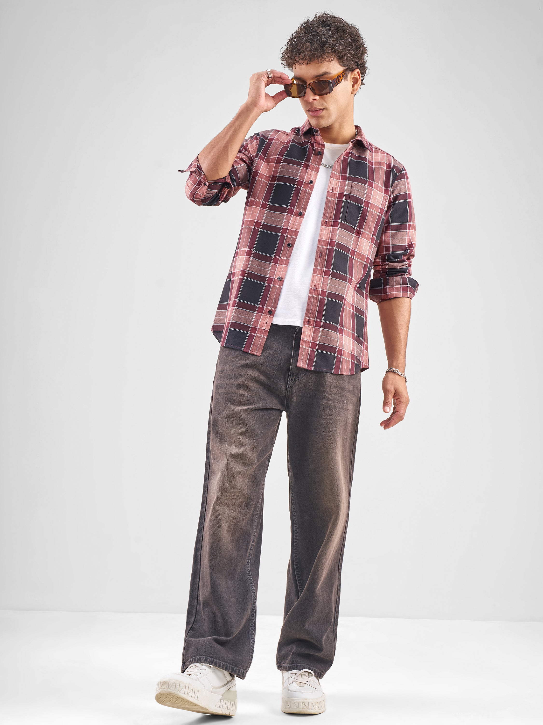Highlander Men Pink Checked Slim Fit Casual Shirt - Pink - Image 2