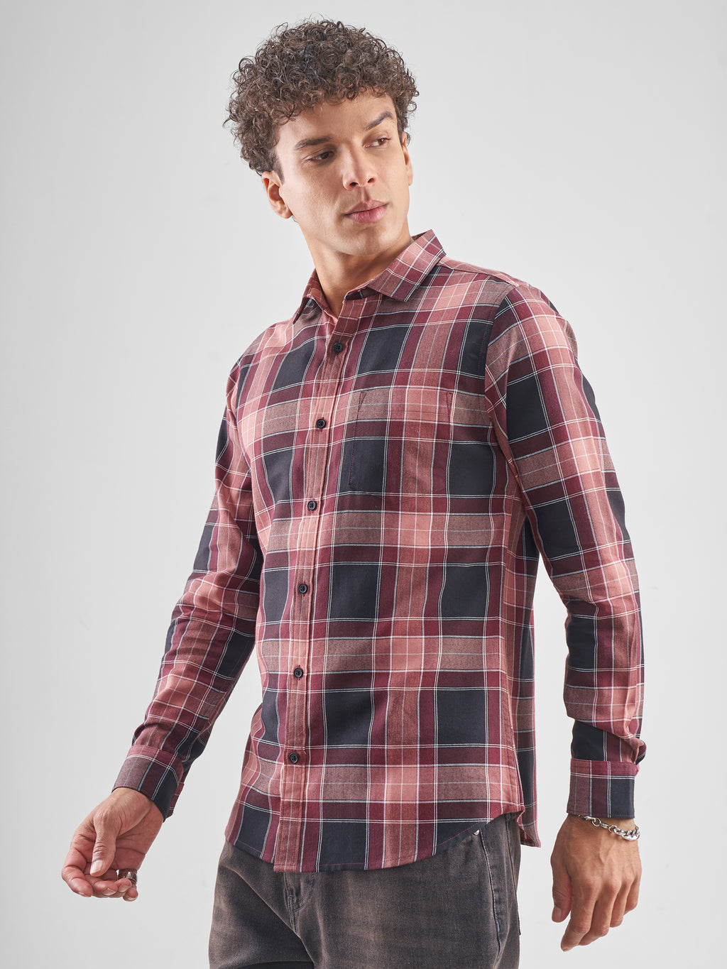 Highlander Men Pink Checked Slim Fit Casual Shirt - Pink - Image 4