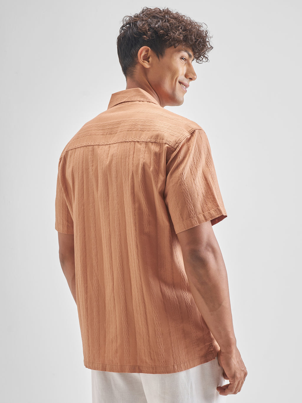 Highlander Men Peach Self Design Relaxed Fit Casual Shirt - Peach - Image 3