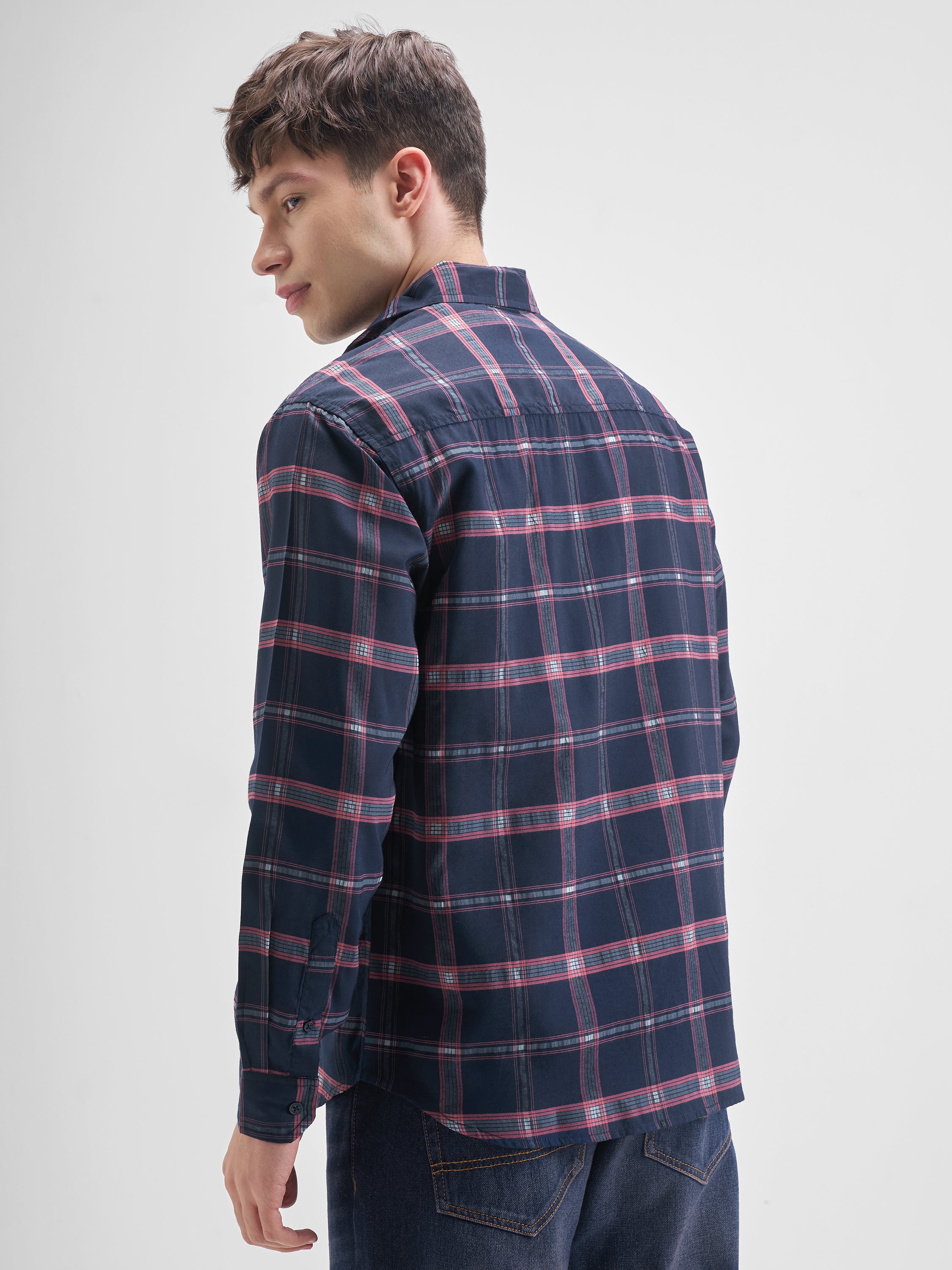 Highlander Men Navy Blue Checked Relaxed Fit Casual Shirt - Navy Blue - Image 3