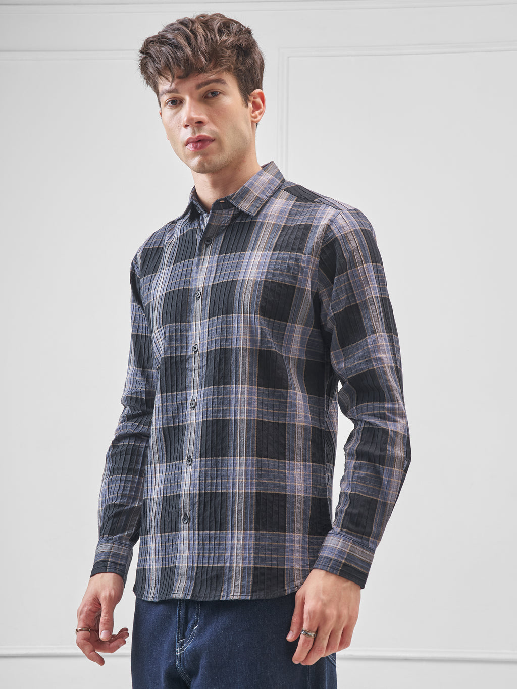Highlander Men Black Checked Slim Fit Casual Shirt - Black - Image 4