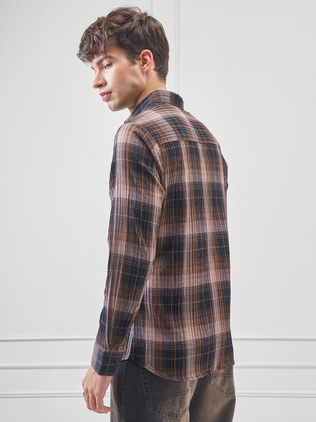 Highlander Men Pink Checked Slim Fit Casual Shirt - Pink - Image 3