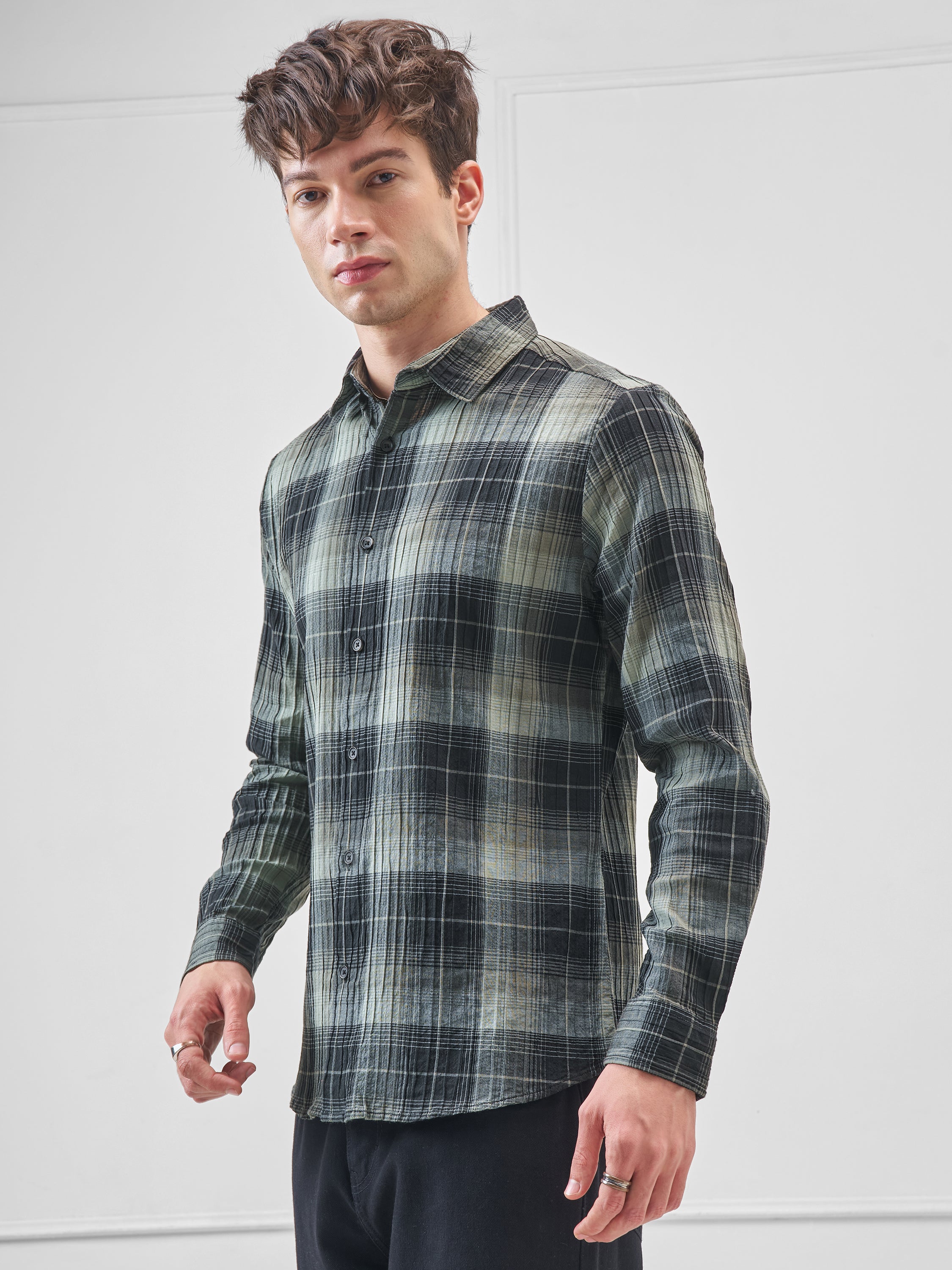 Highlander Men Green Checked Slim Fit Casual Shirt - Green - Image 4