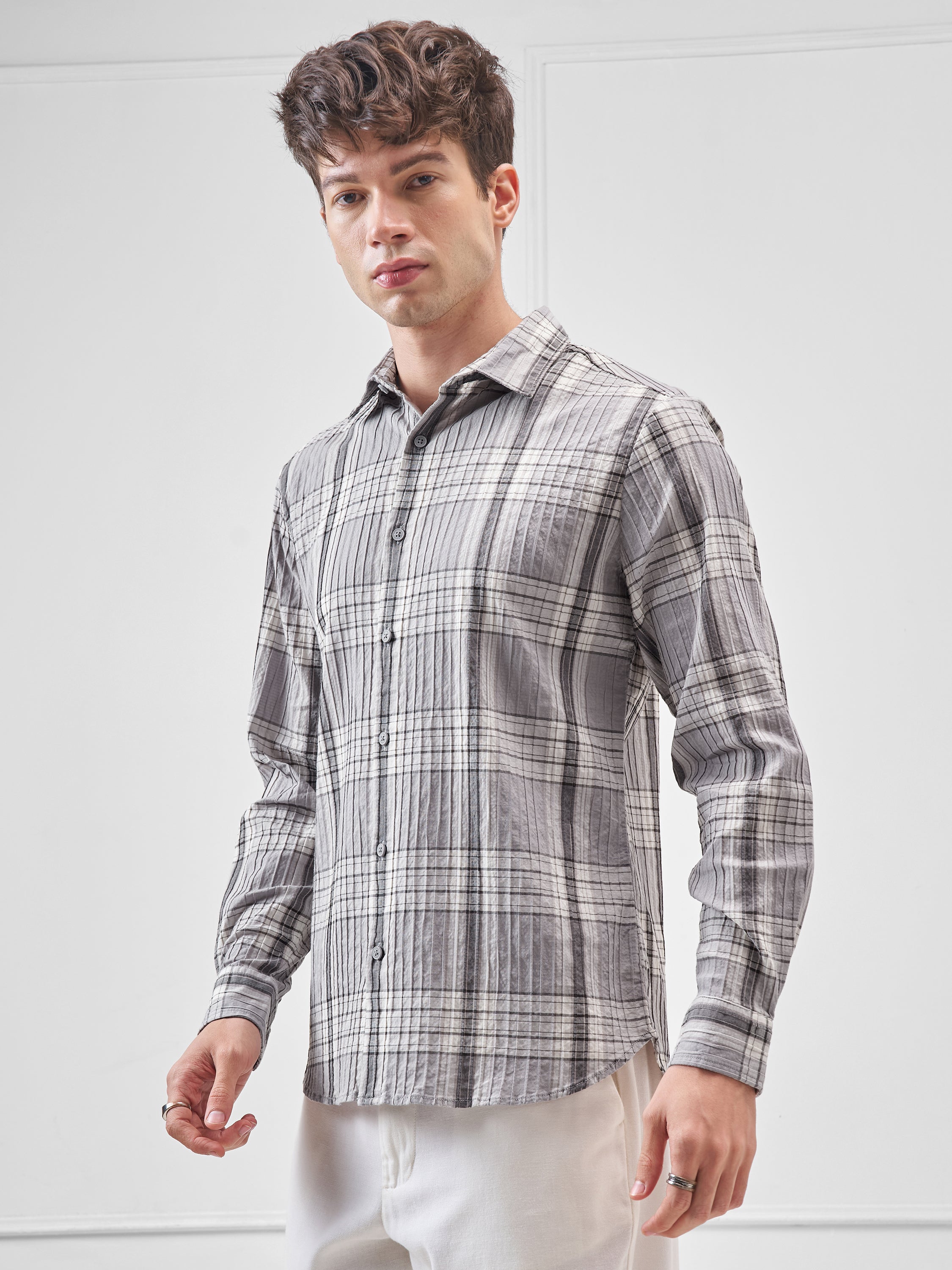 Highlander Men Grey Checked Slim Fit Casual Shirt - Grey - Image 4