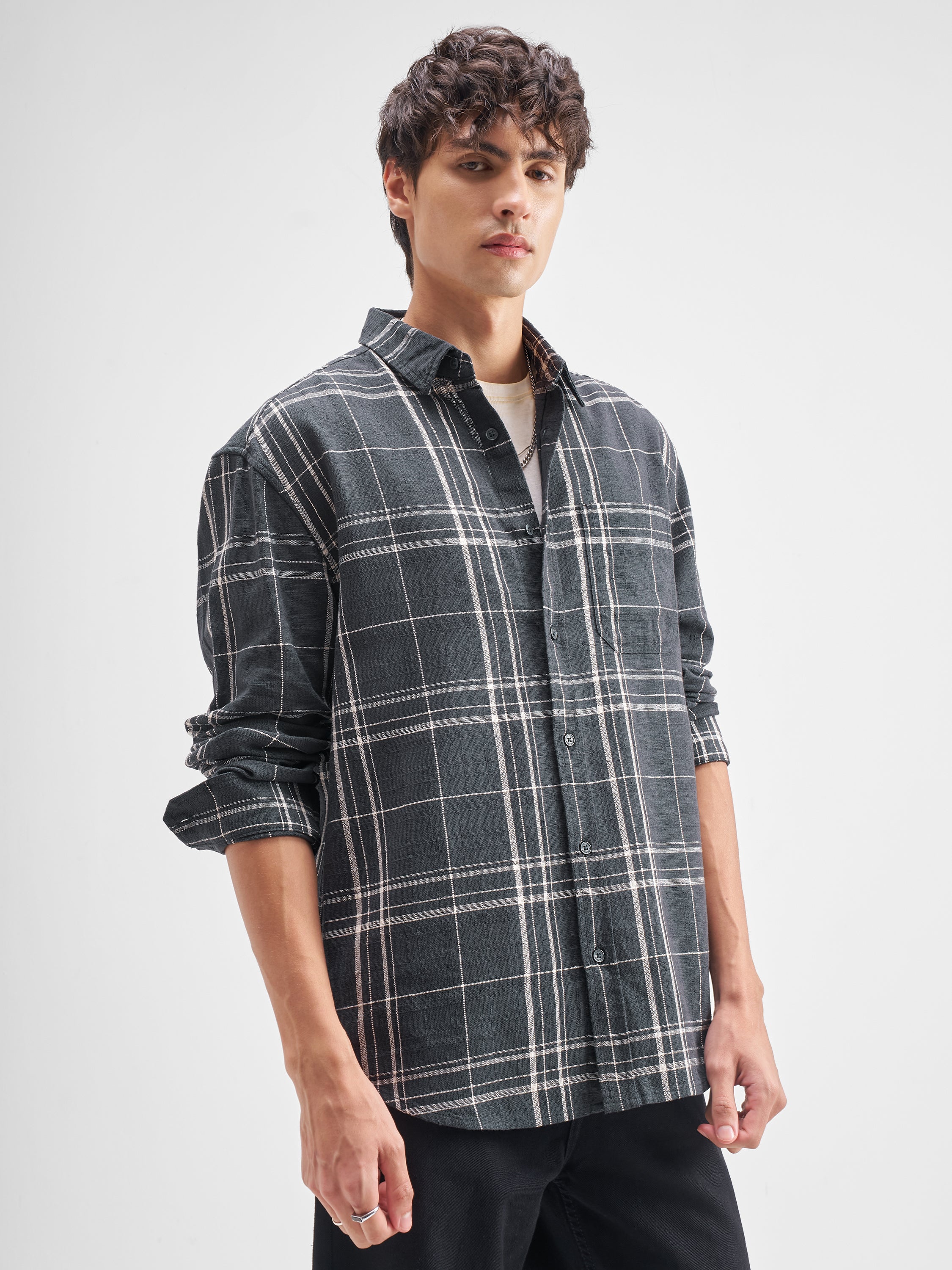 Highlander Men Charcoal Checked Relaxed Fit Casual Shirt - Charcoal - Image 6