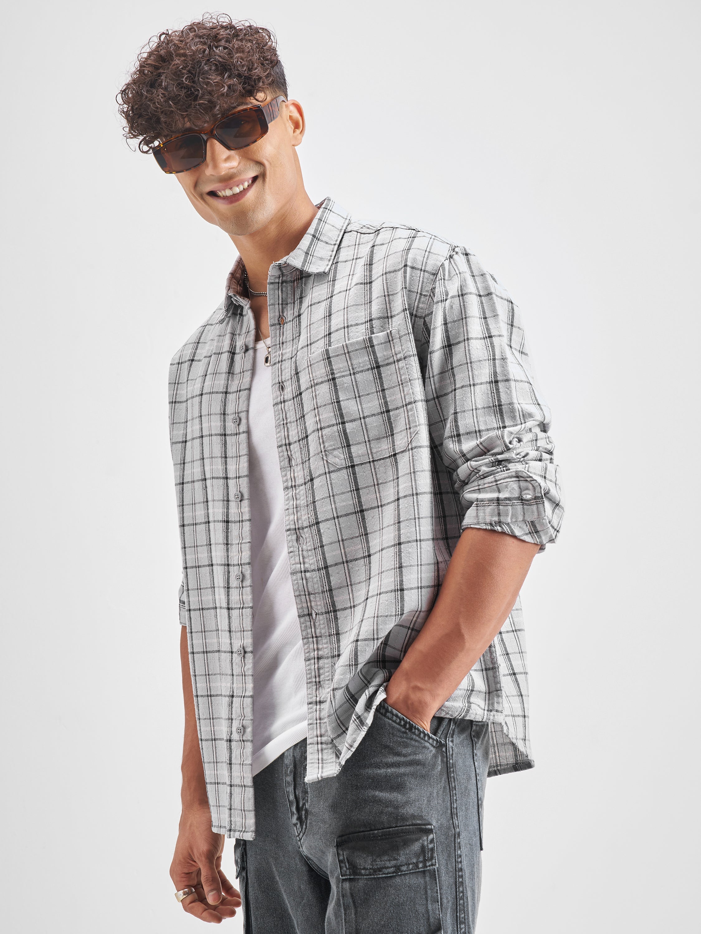 Highlander Men Grey Checked Relaxed Fit Casual Shirt - Grey - Image 4
