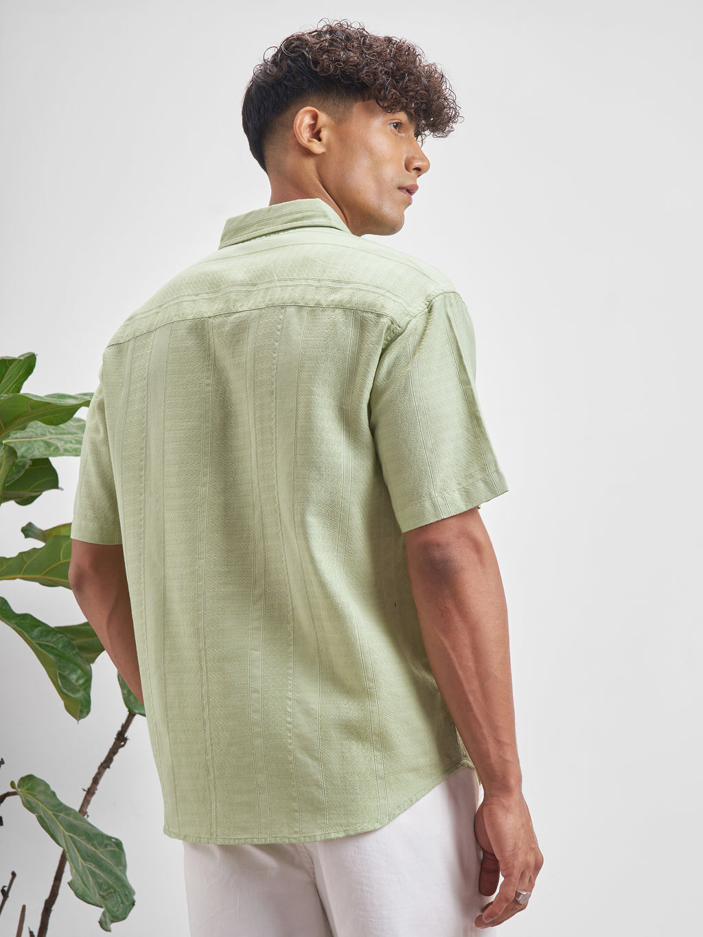 Highlander Men Green Self Design Relaxed Fit Casual Shirt - Green - Image 3