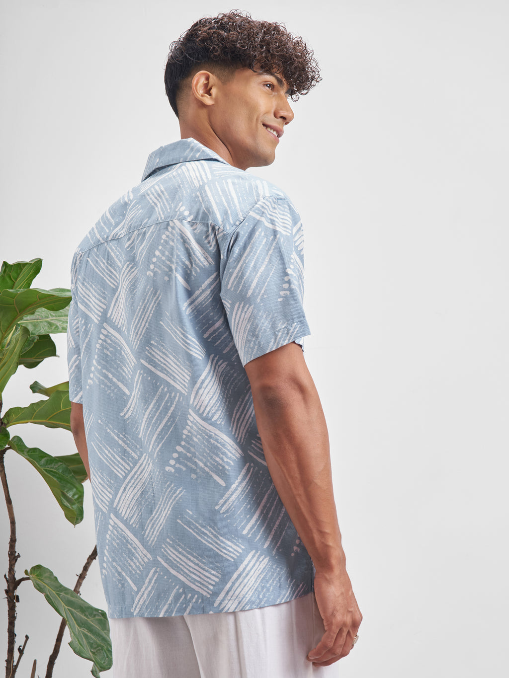 Highlander Men Blue Printed Relaxed Fit Casual Shirt - Blue - Image 3