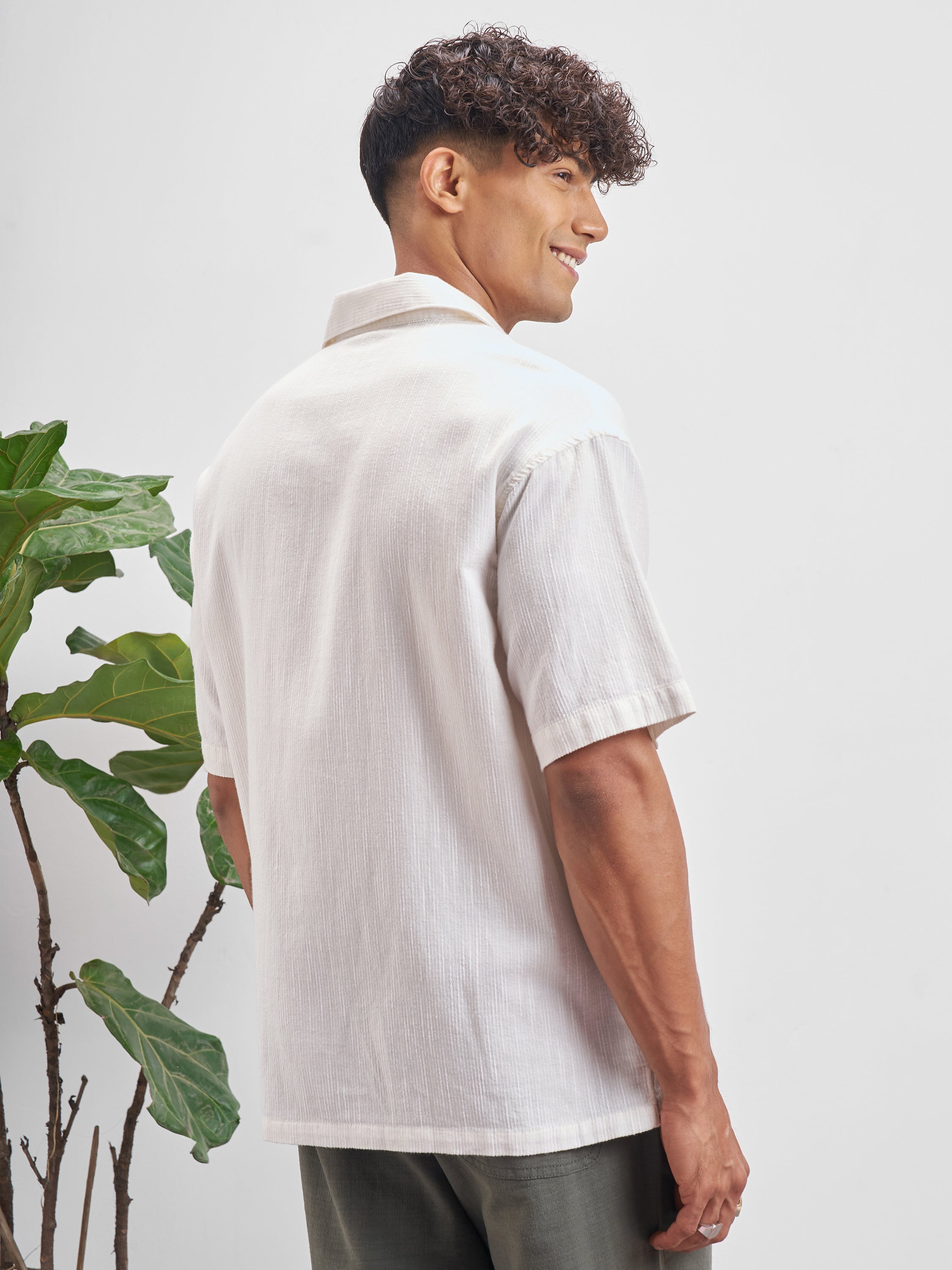 Highlander Men White Self Design Oversized Fit Casual Shirt - White - Image 3
