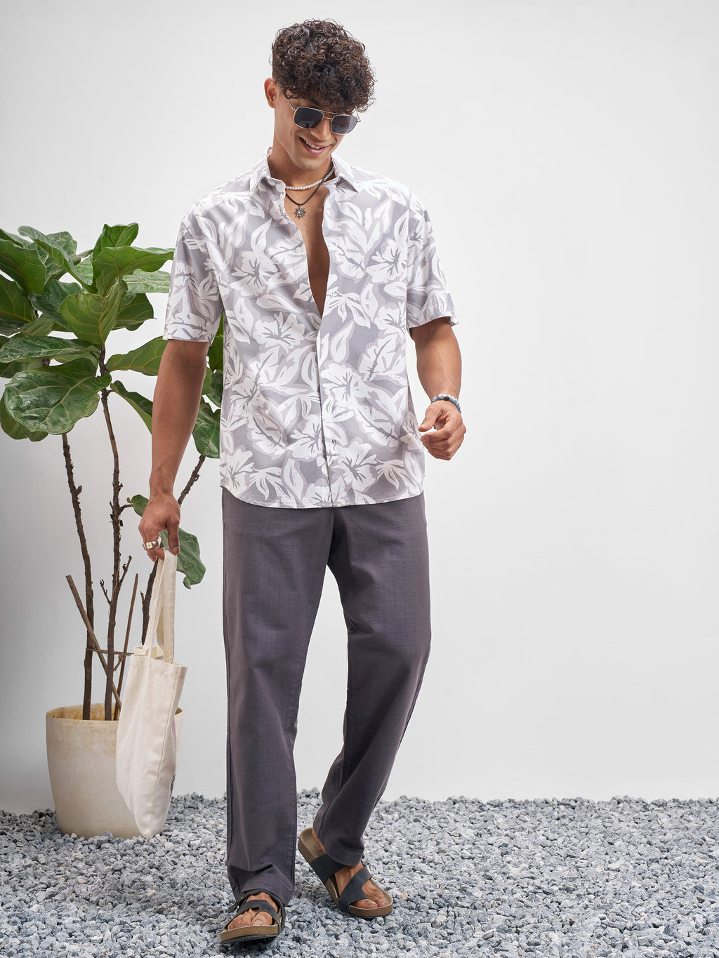 Highlander Men Grey Printed Relaxed Fit Casual Shirt - Grey - Image 2