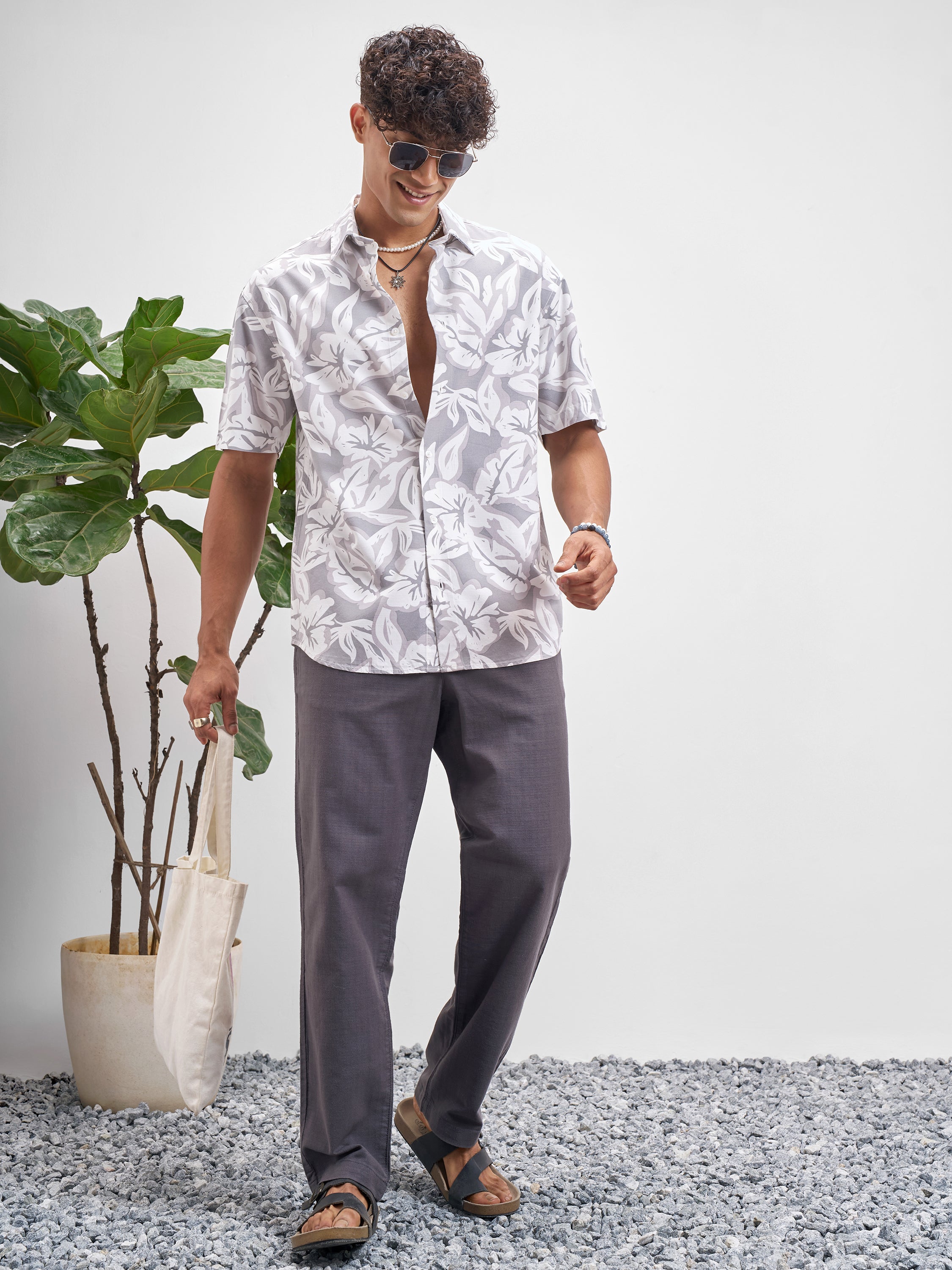 Highlander Men Grey Printed Relaxed Fit Casual Shirt - Grey - Image 2