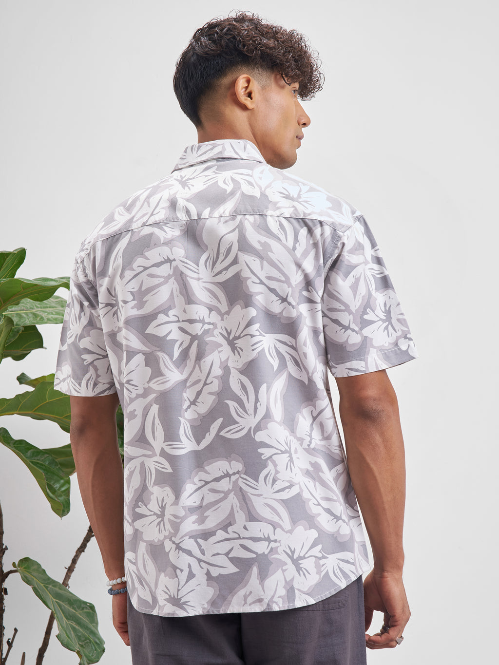 Highlander Men Grey Printed Relaxed Fit Casual Shirt - Grey - Image 3