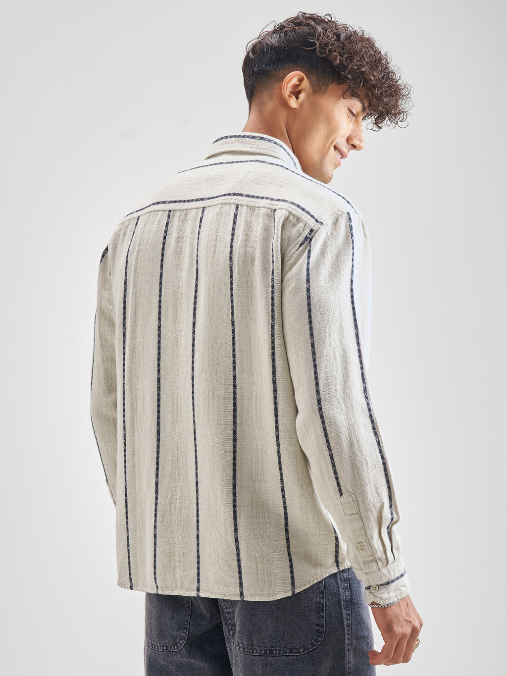 Highlander Men Off White Striped Relaxed Fit Casual Shirt - Off White - Image 3