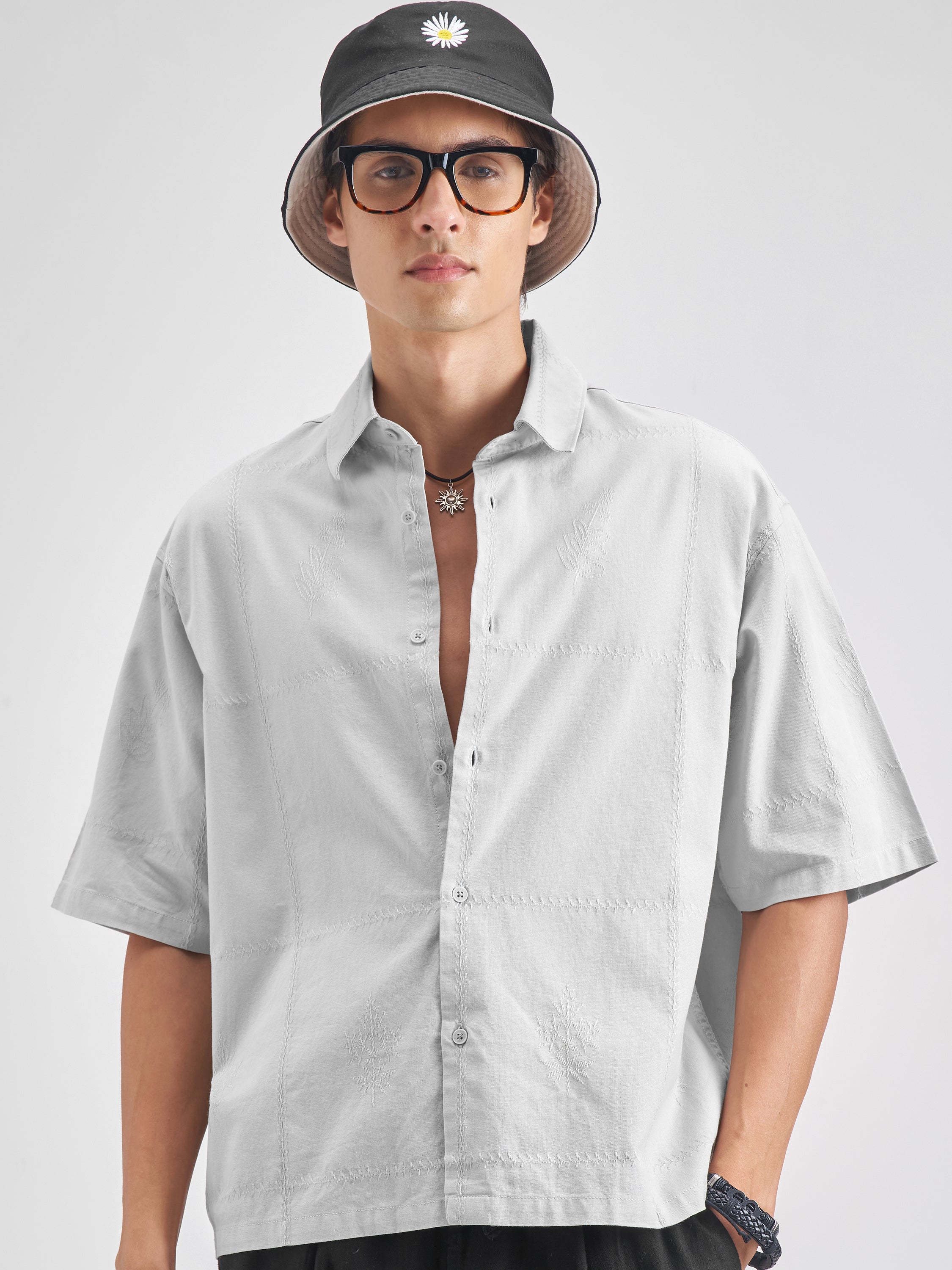 Highlander Men Grey Solid Boxy Fit Casual shirt - Grey - Image 1