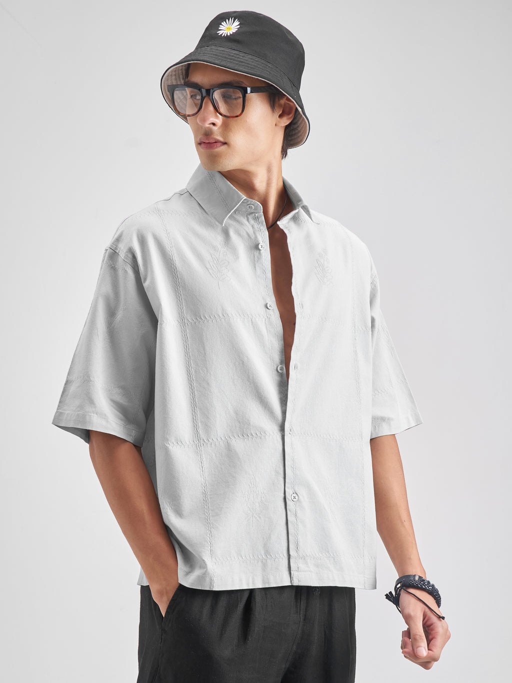 Highlander Men Grey Solid Boxy Fit Casual shirt - Grey - Image 6