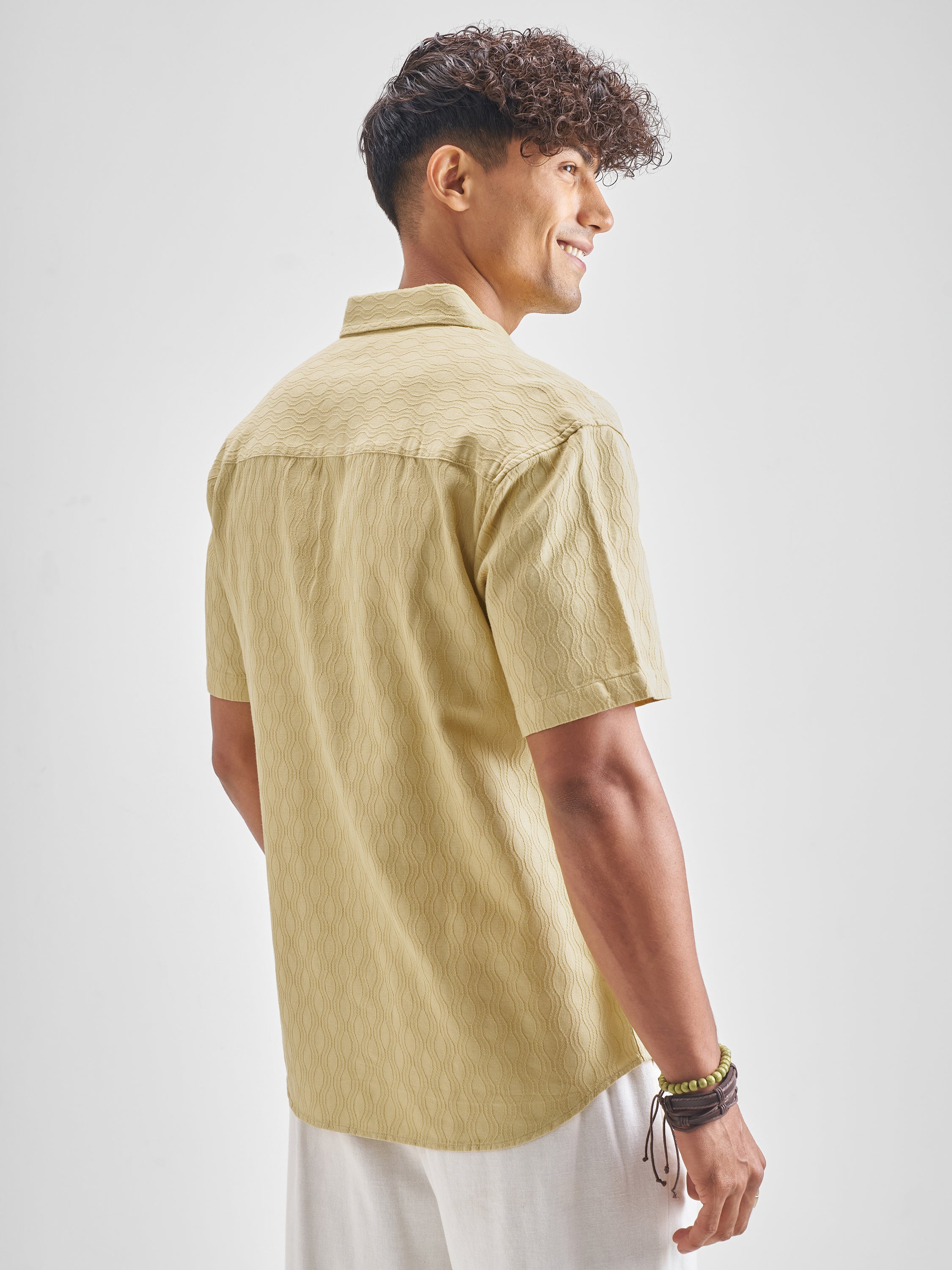 Highlander Men Yellow Self Desgin Relaxed Fit Casual Shirt - Yellow - Image 3