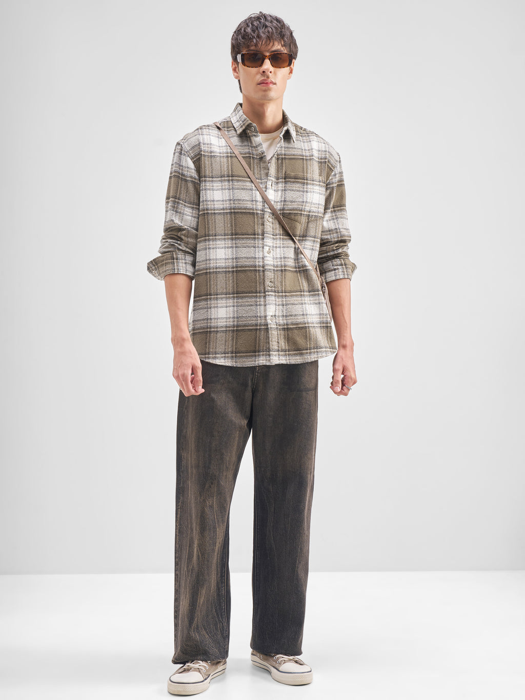 Highlander Men Beige Checked Relaxed Fit Casual Shirt - Beige - Image 2