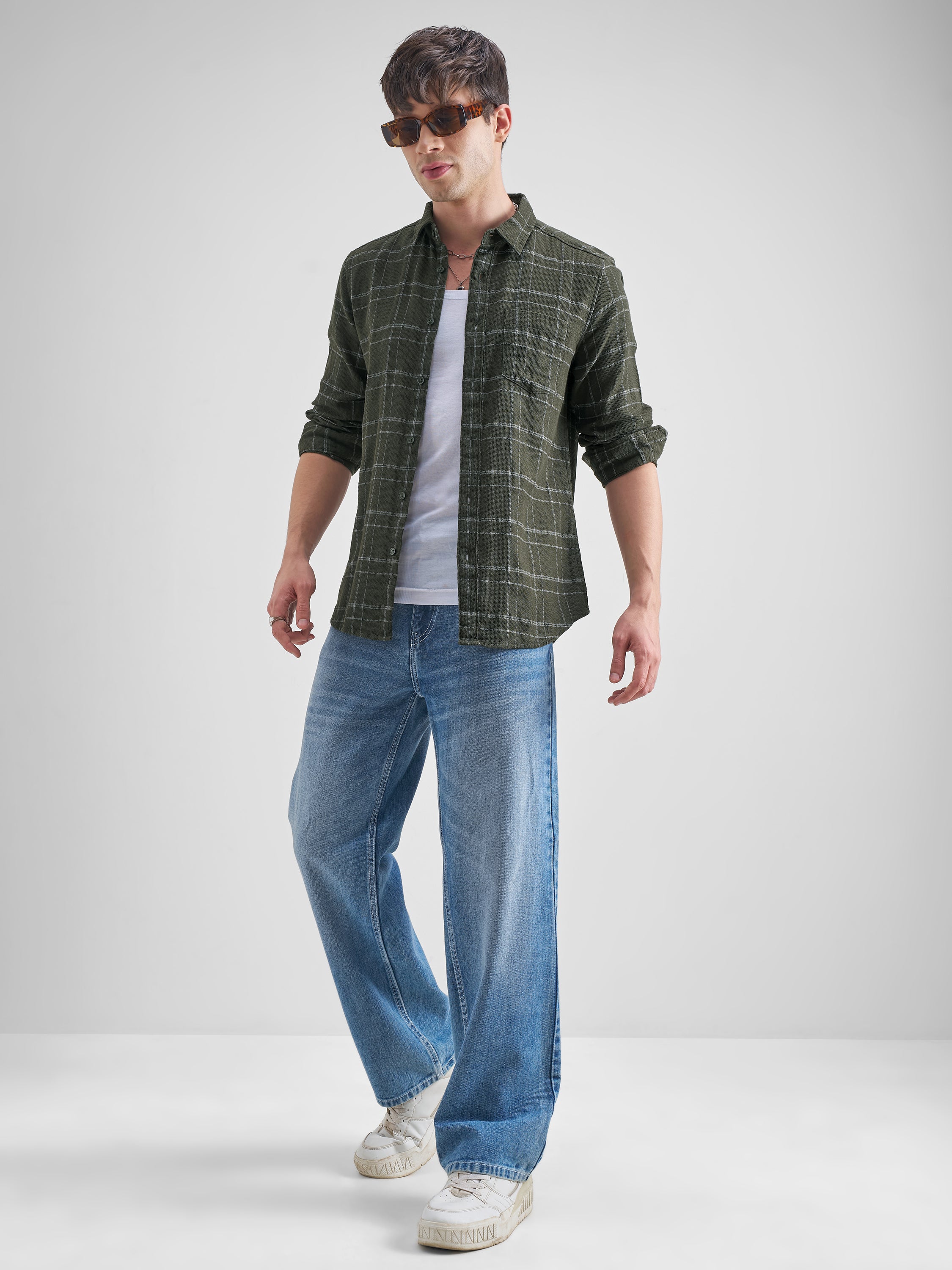 Highlander Men Green Checked Slim Fit Casual Shirt - Green - Image 2