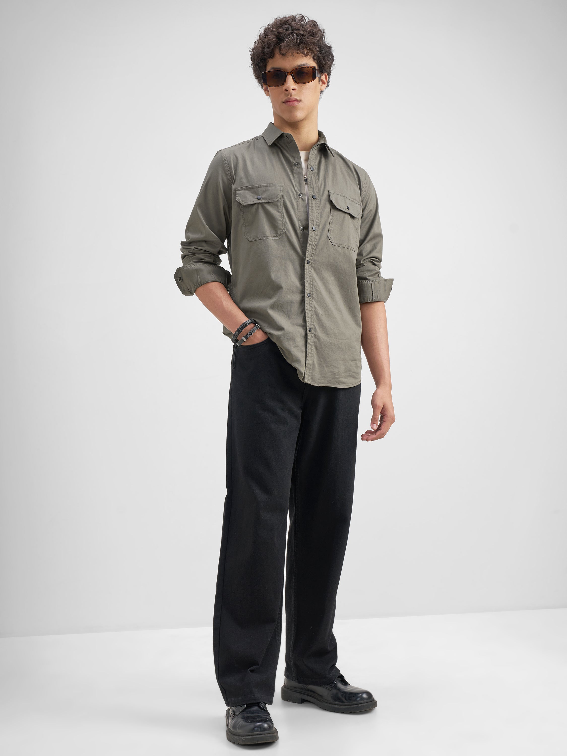 Highlander Men Olive Solid Slim Fit Casual Shirt - Olive - Image 2