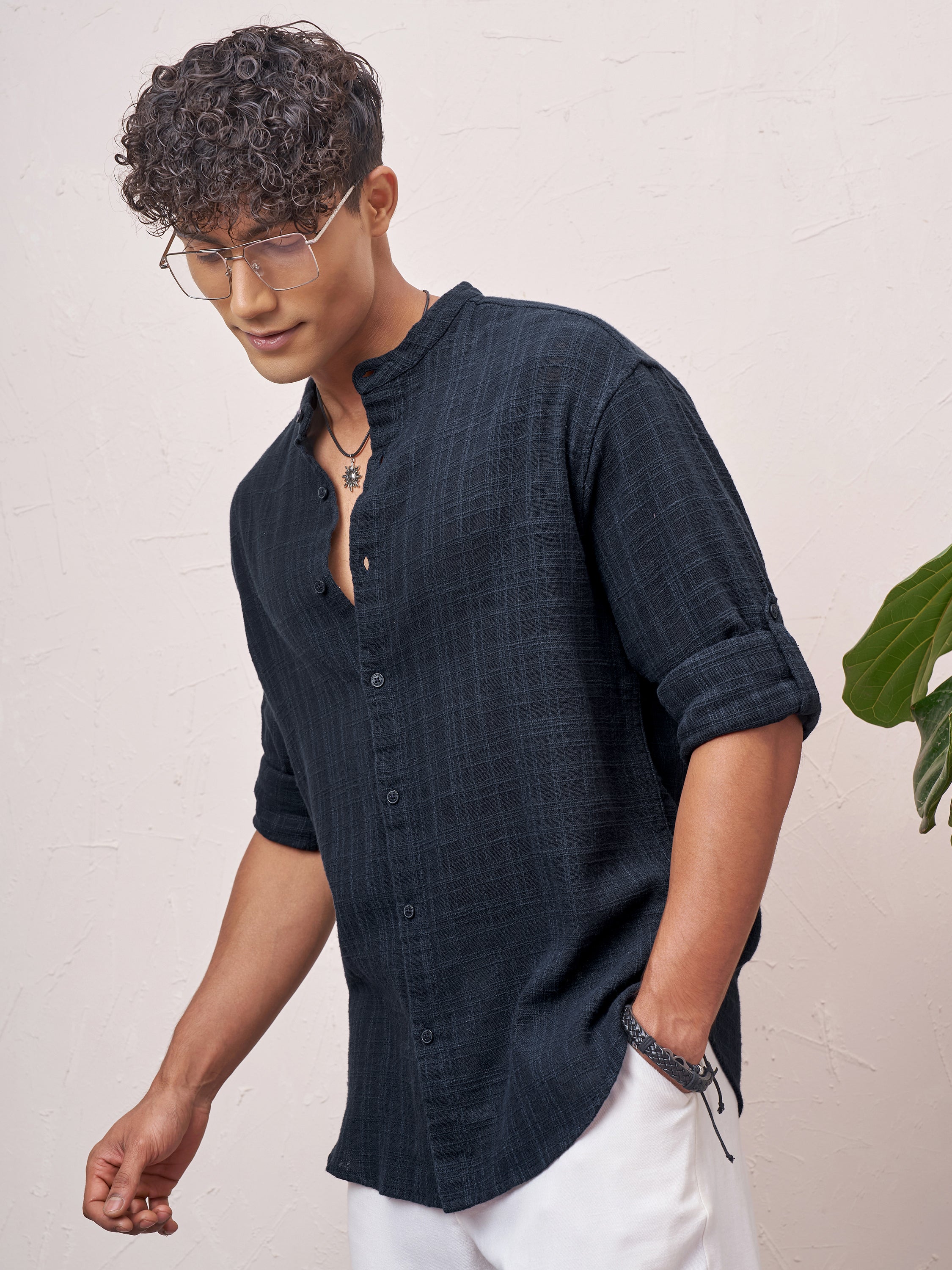 Highlander Men Navy Blue Checked Relaxed Fit Casual Shirt - Navy Blue - Image 4