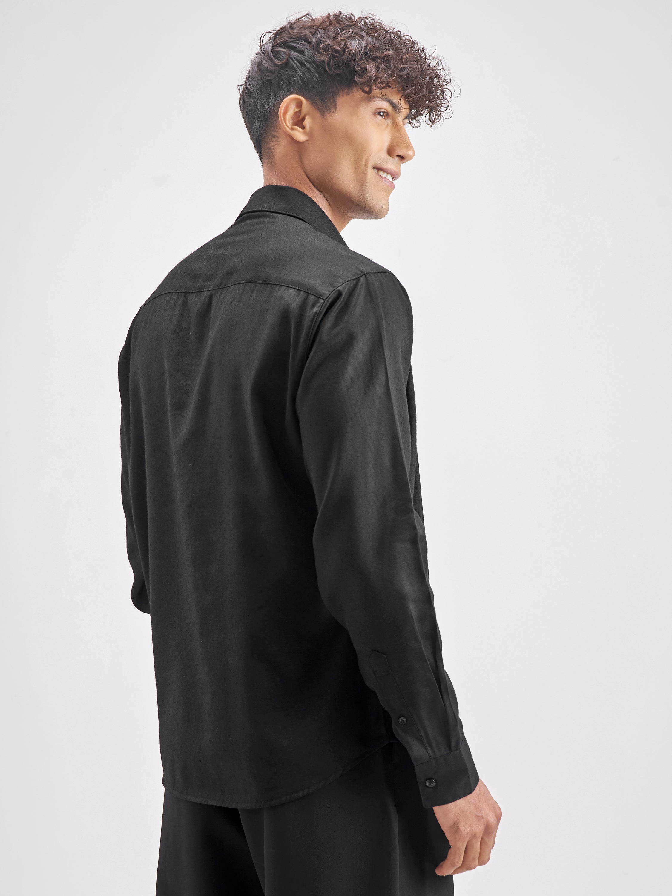 Highlander Men Black Solid Slim Fit Casual Shirt - Black - Image 3