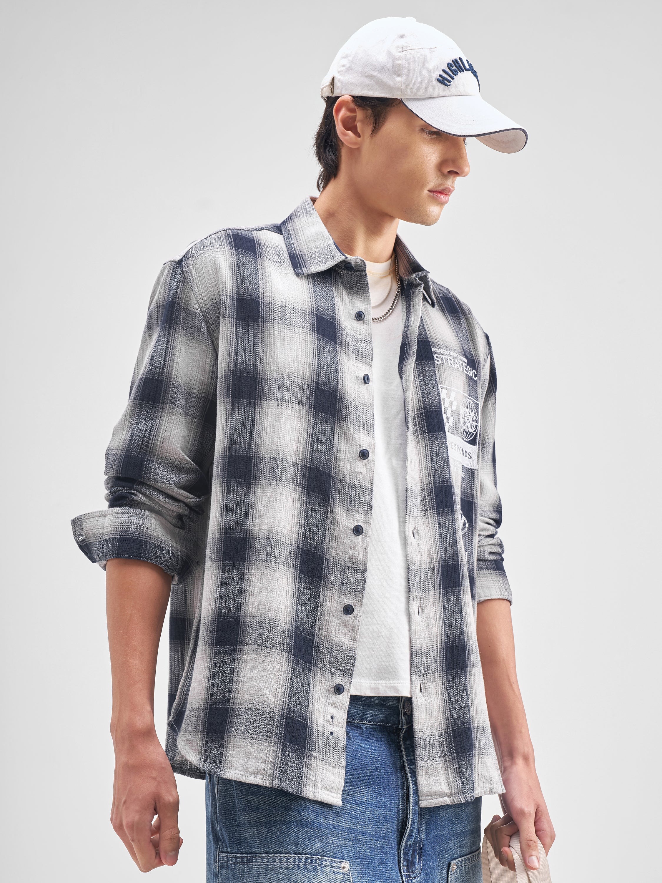 Highlander Men Navy Blue Checked Relaxed Fit Casual Shirt - Navy Blue - Image 6