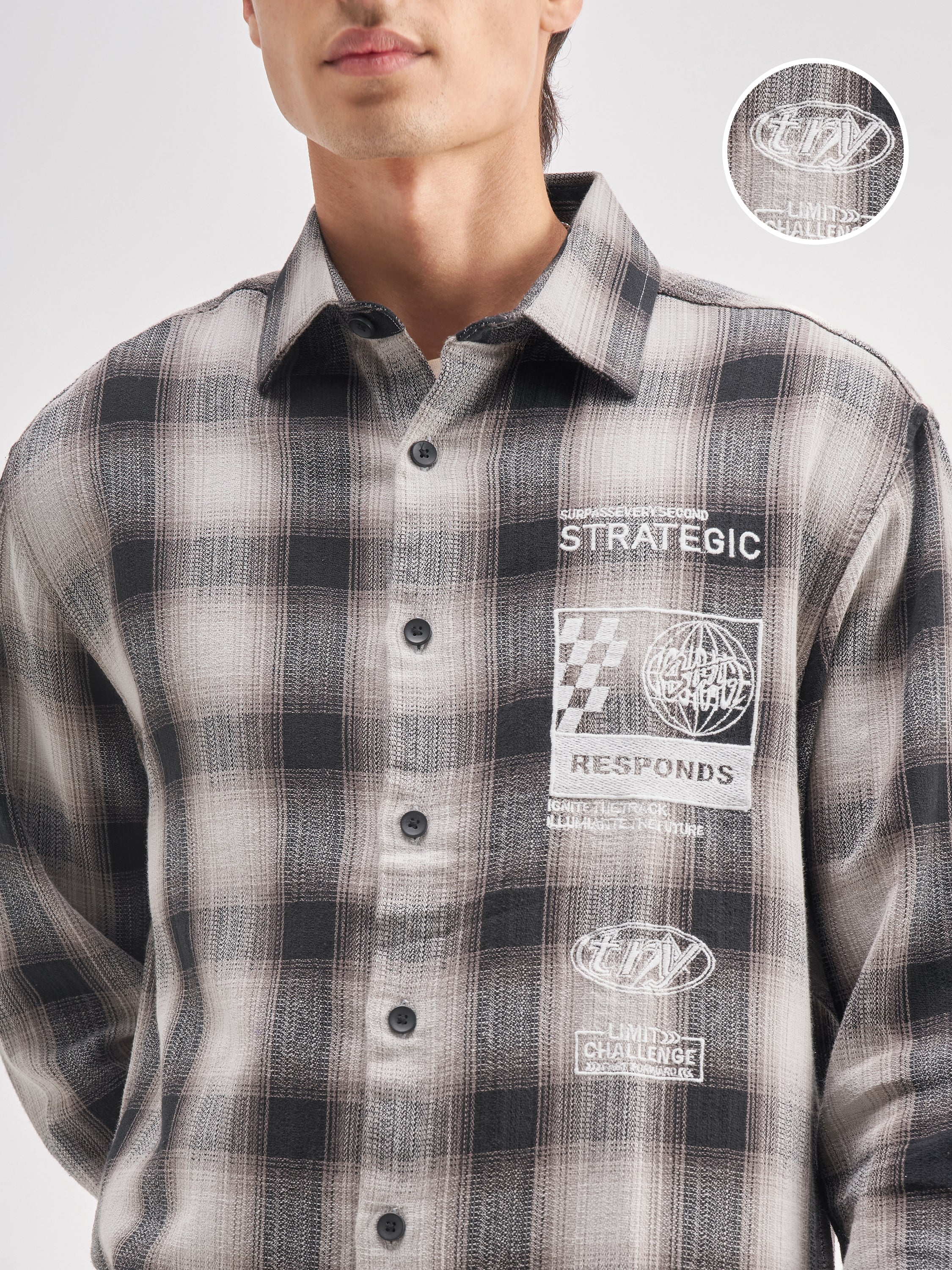 Highlander Men Black Checked Relaxed Fit Casual Shirt - Black - Image 5
