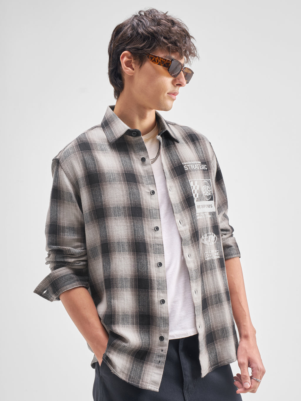 Highlander Men Black Checked Relaxed Fit Casual Shirt - Black - Image 6