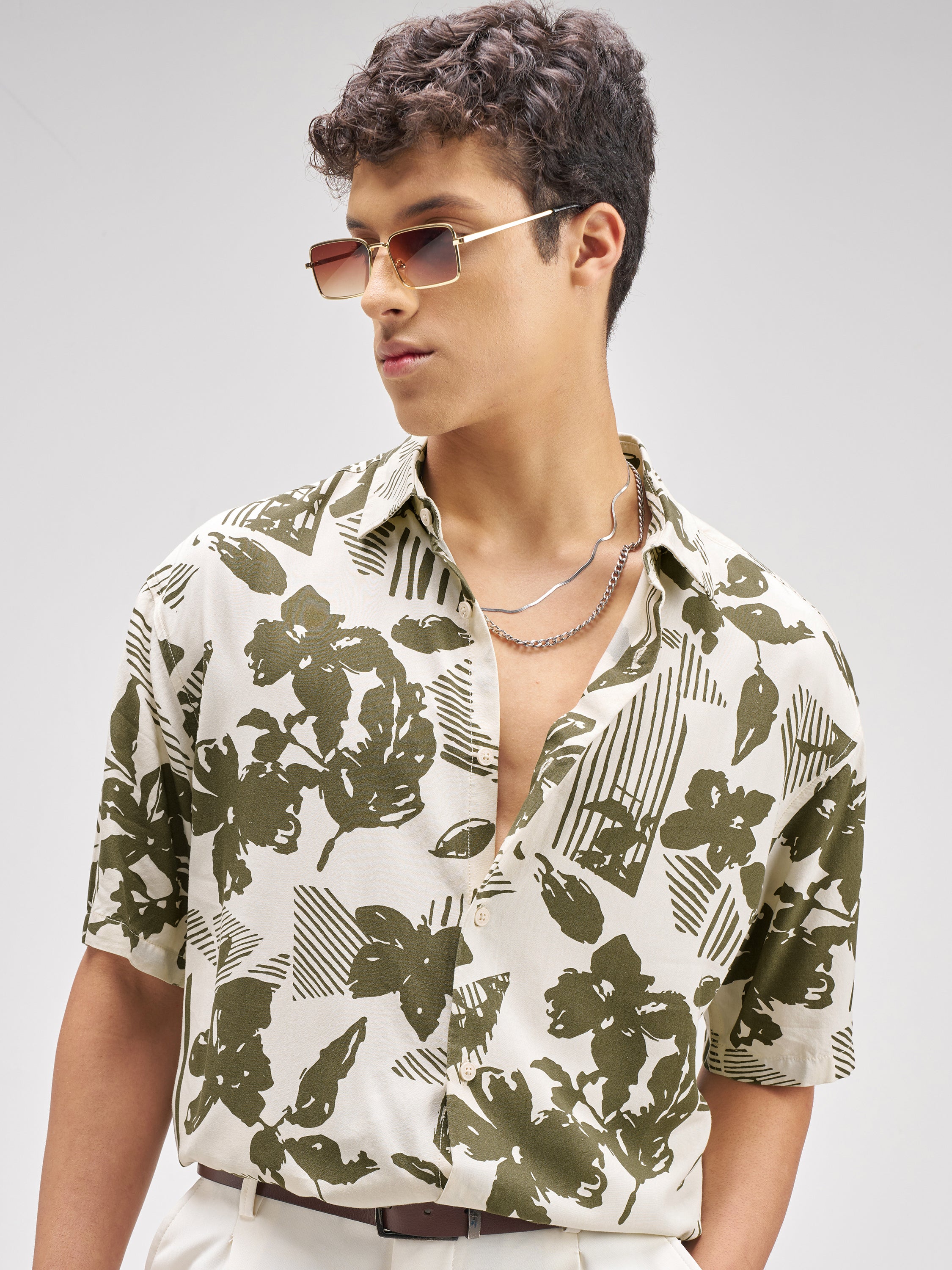 Highlander Men Green Printed Relaxed Fit Casual Shirt - Green - Image 1
