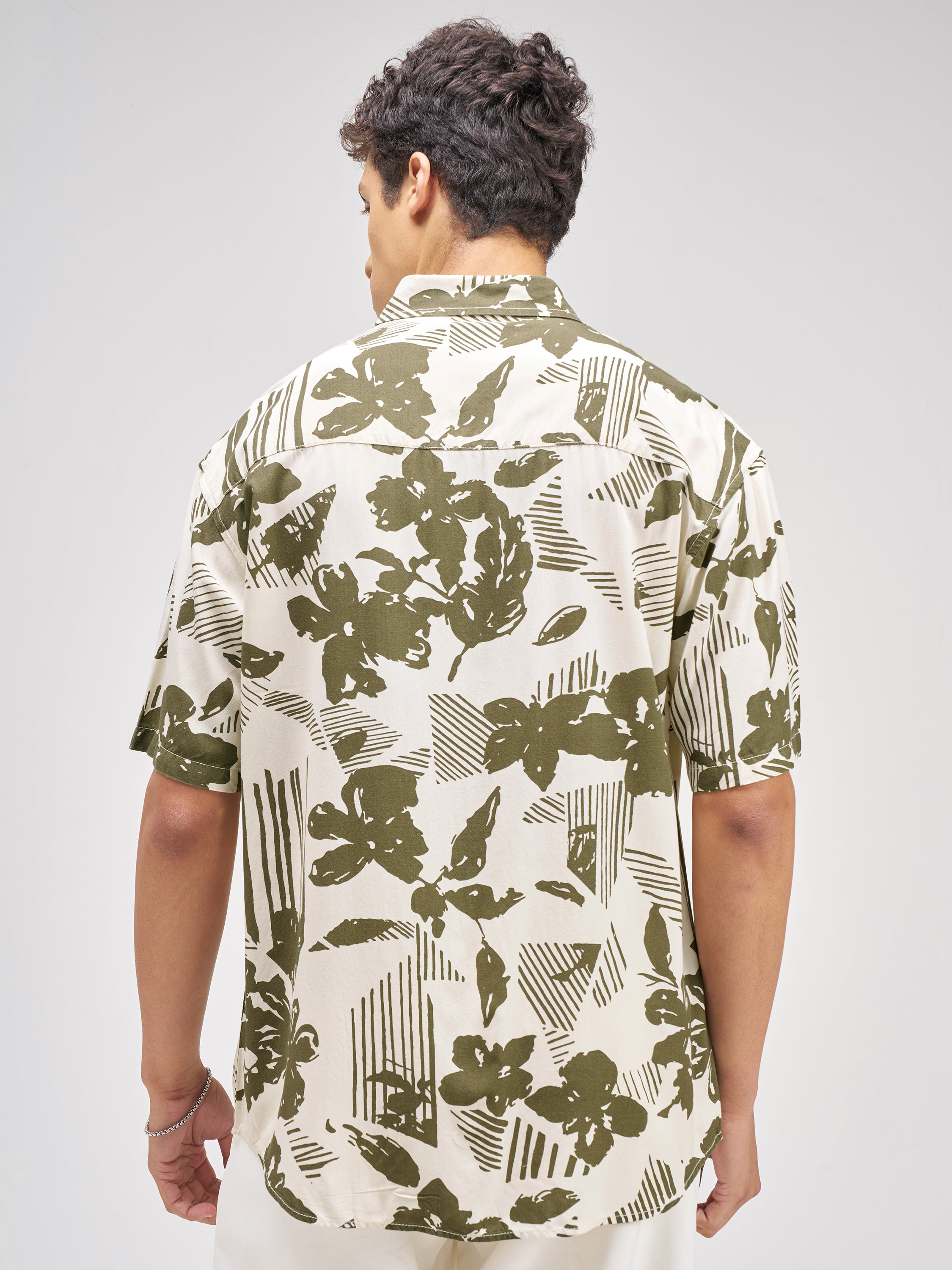 Highlander Men Green Printed Relaxed Fit Casual Shirt - Green - Image 3