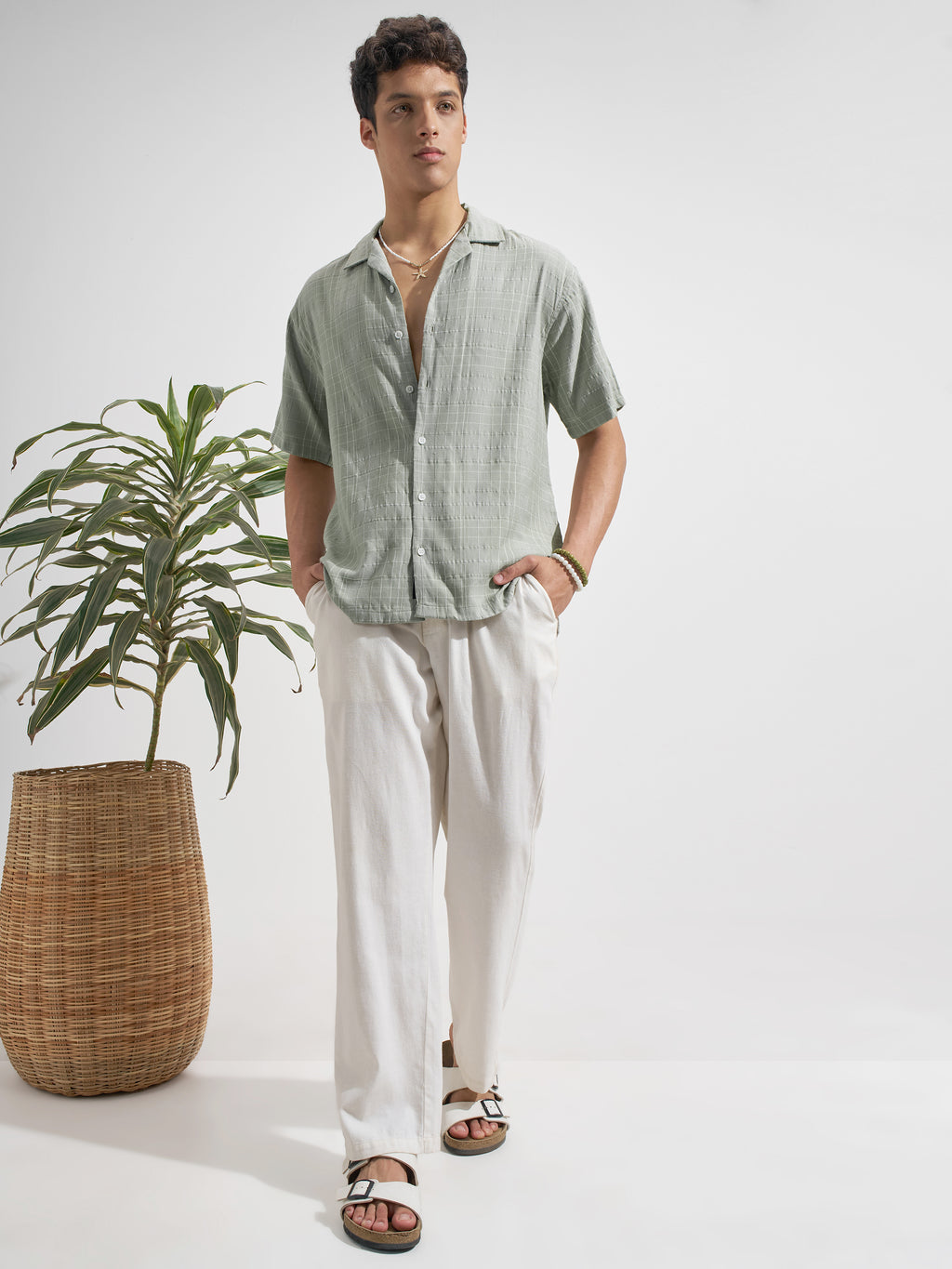 Highlander Men Green Checked Relaxed Fit Casual Shirt