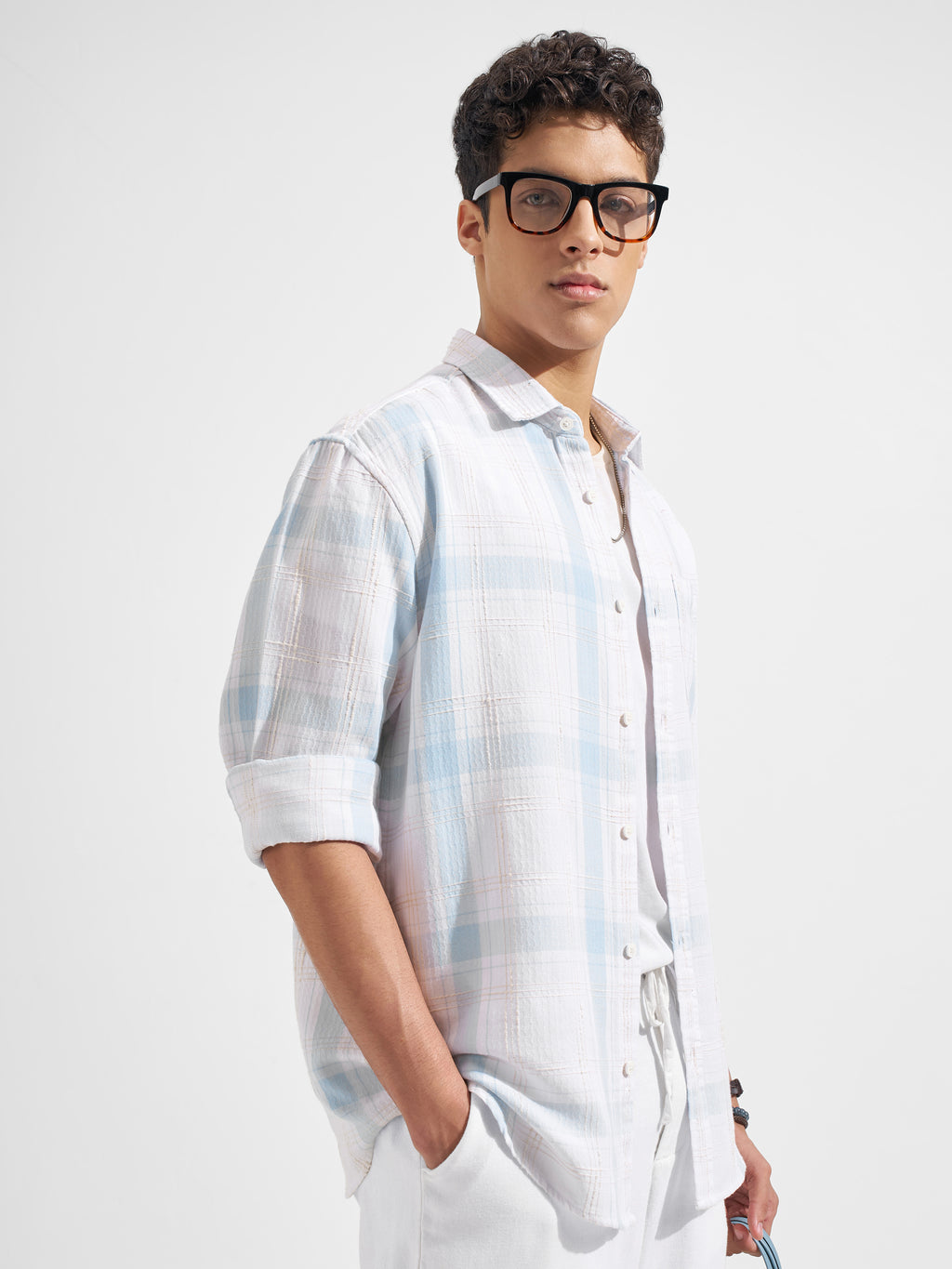 Highlander Men White Checked Relaxed Fit Casual Shirt