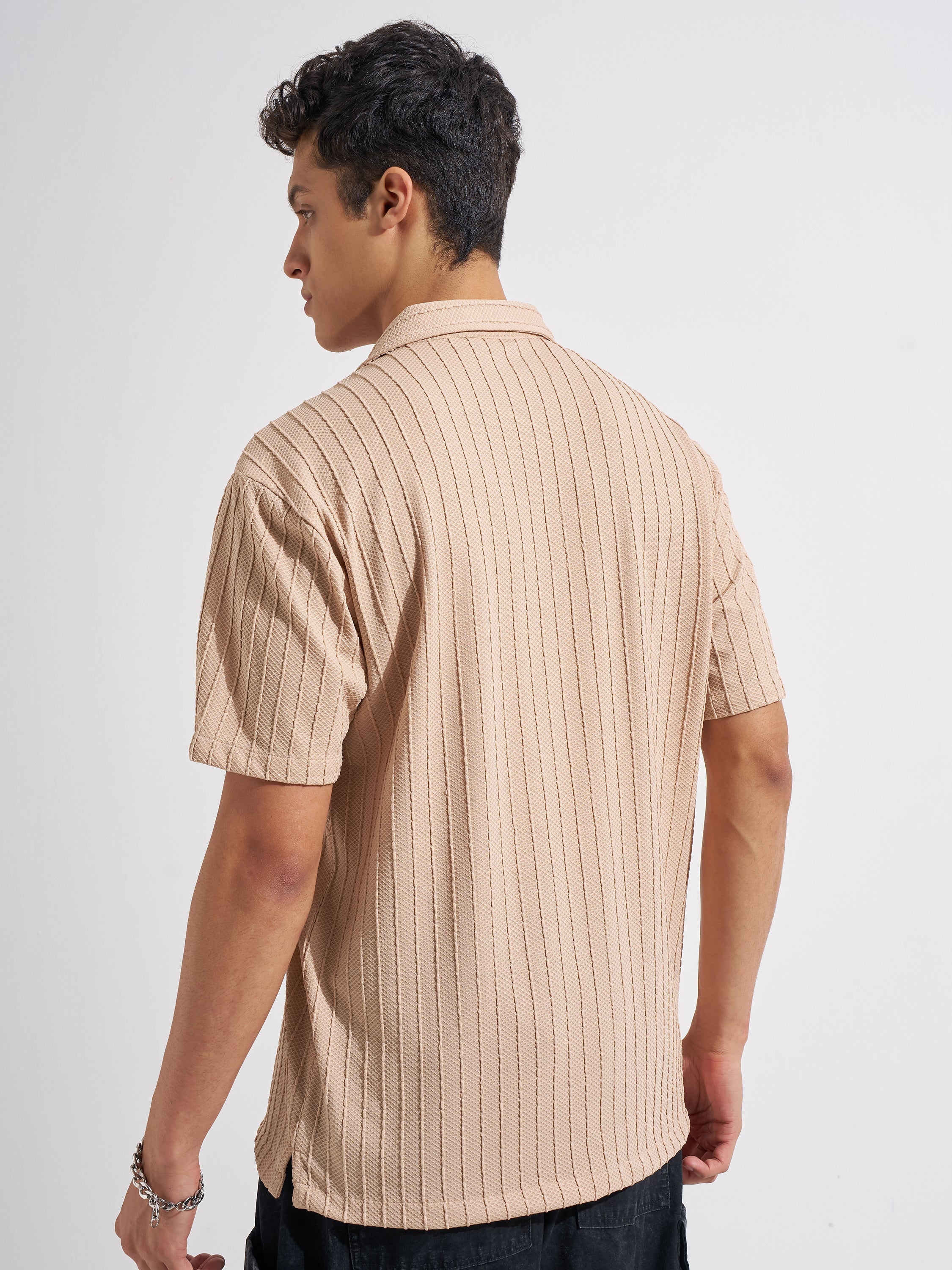 Highlander Men Peach Self Design Relaxed Fit Casual Shirt