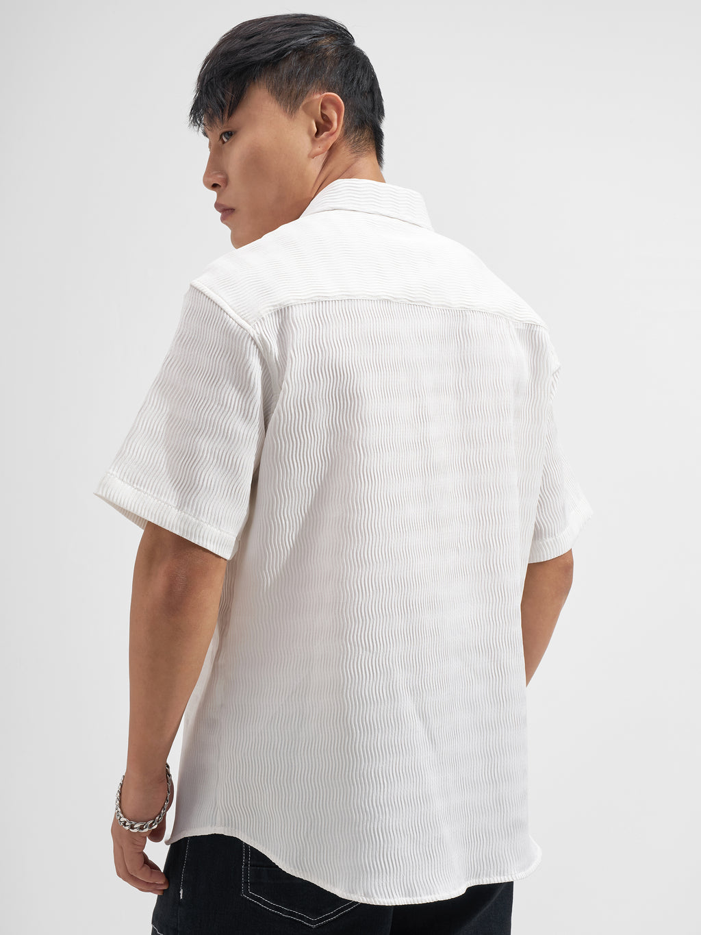 Highlander Men White Self Design Relaxed Fit Casual Shirt