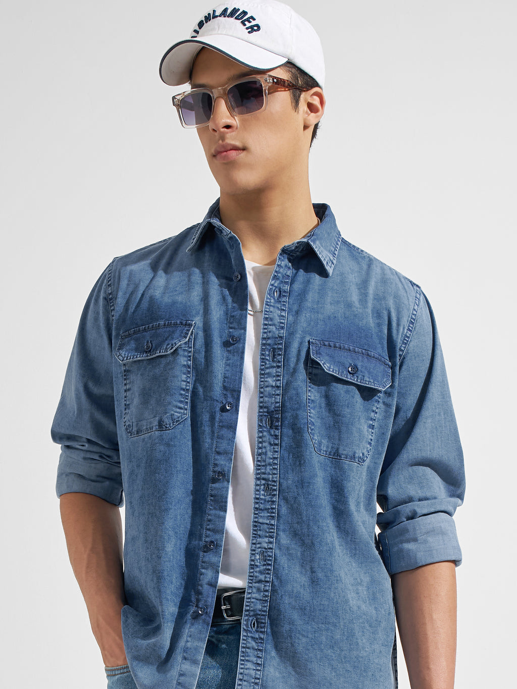 Highlander Men Navy Blue Solid Regular Fit Casual Shirt