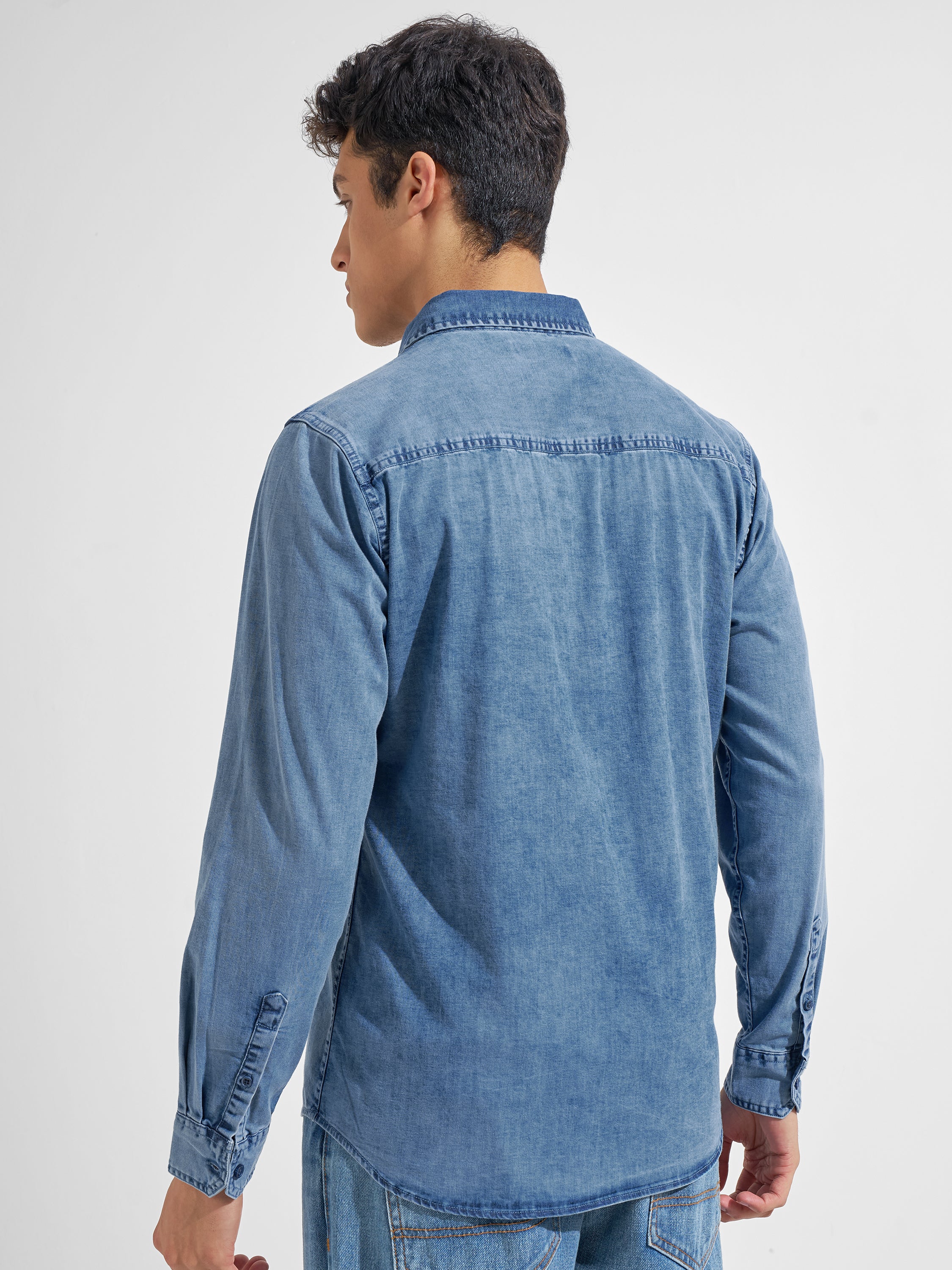 Highlander Men Navy Blue Solid Regular Fit Casual Shirt