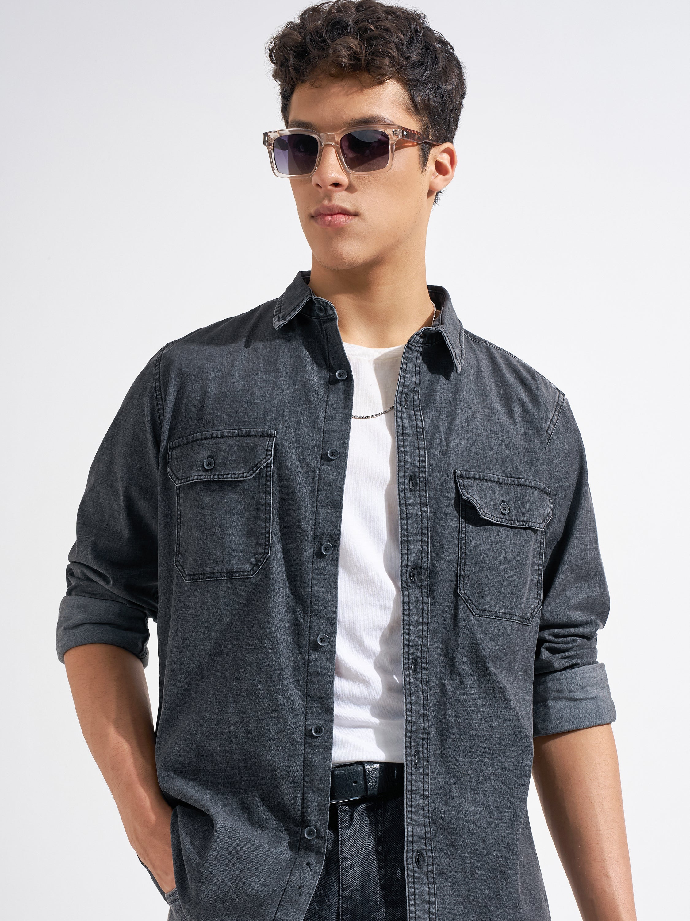 Highlander Men Black Solid Regular Fit Casual Shirt