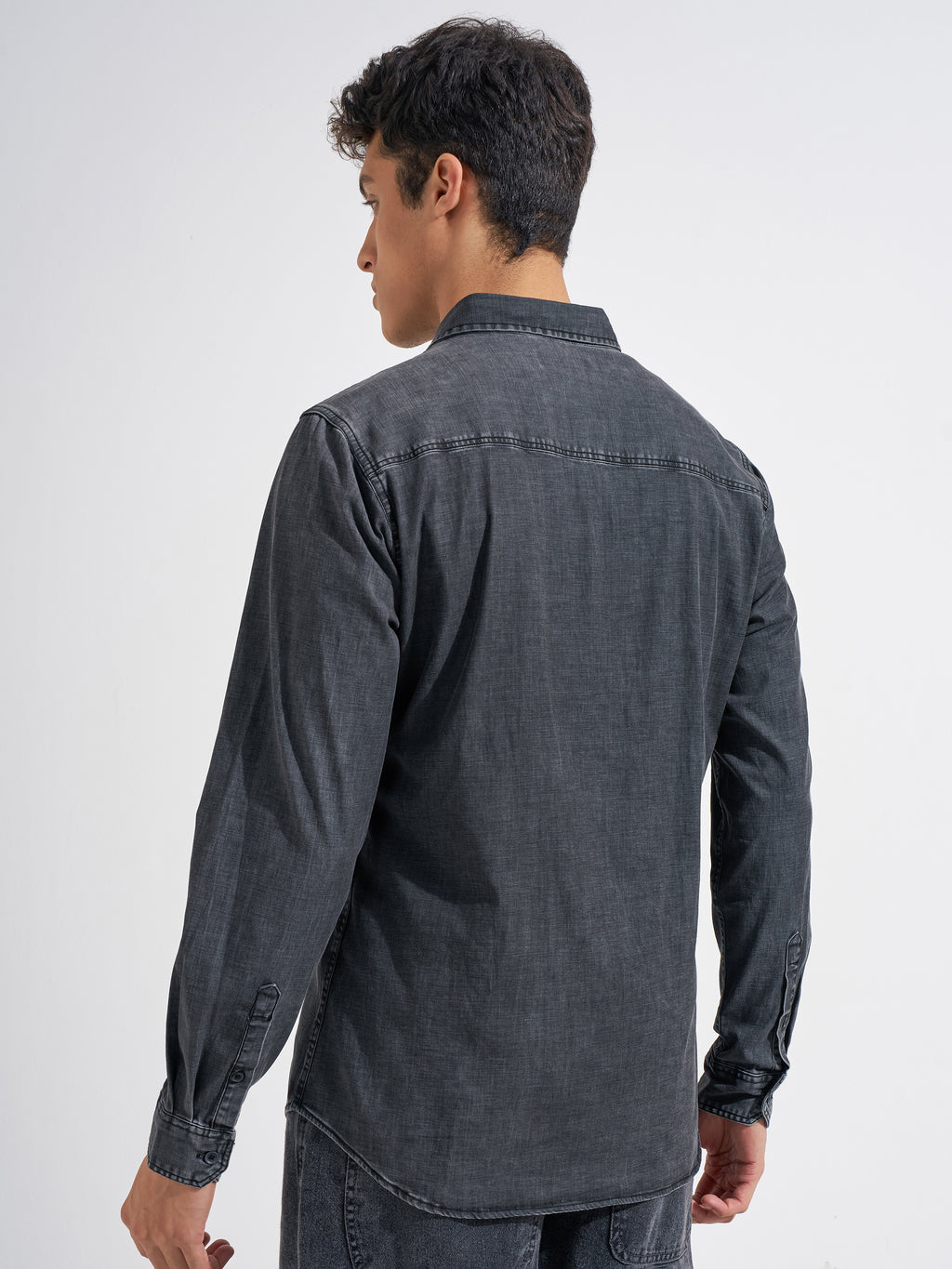 Highlander Men Black Solid Regular Fit Casual Shirt