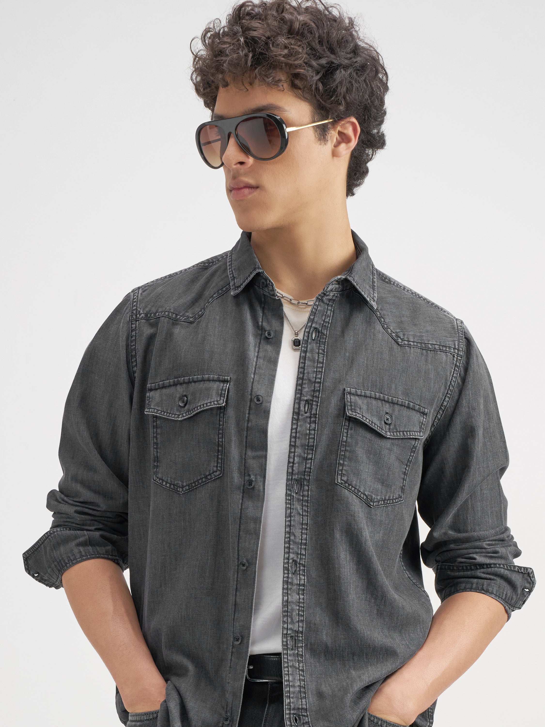 Highlander Men Black Solid Slim Fit Casual Shirt - Black - Image 1