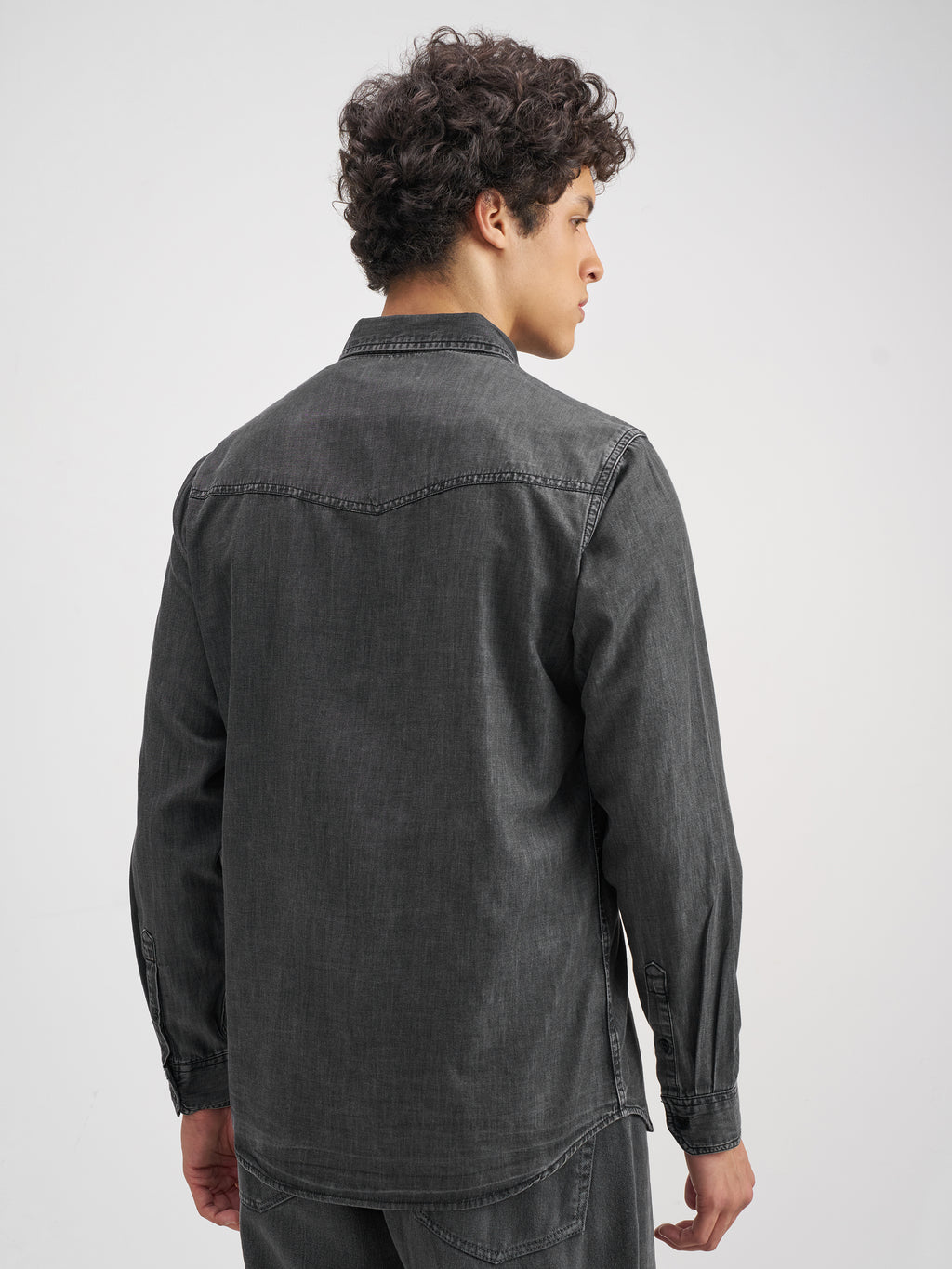 Highlander Men Black Solid Slim Fit Casual Shirt - Black - Image 3
