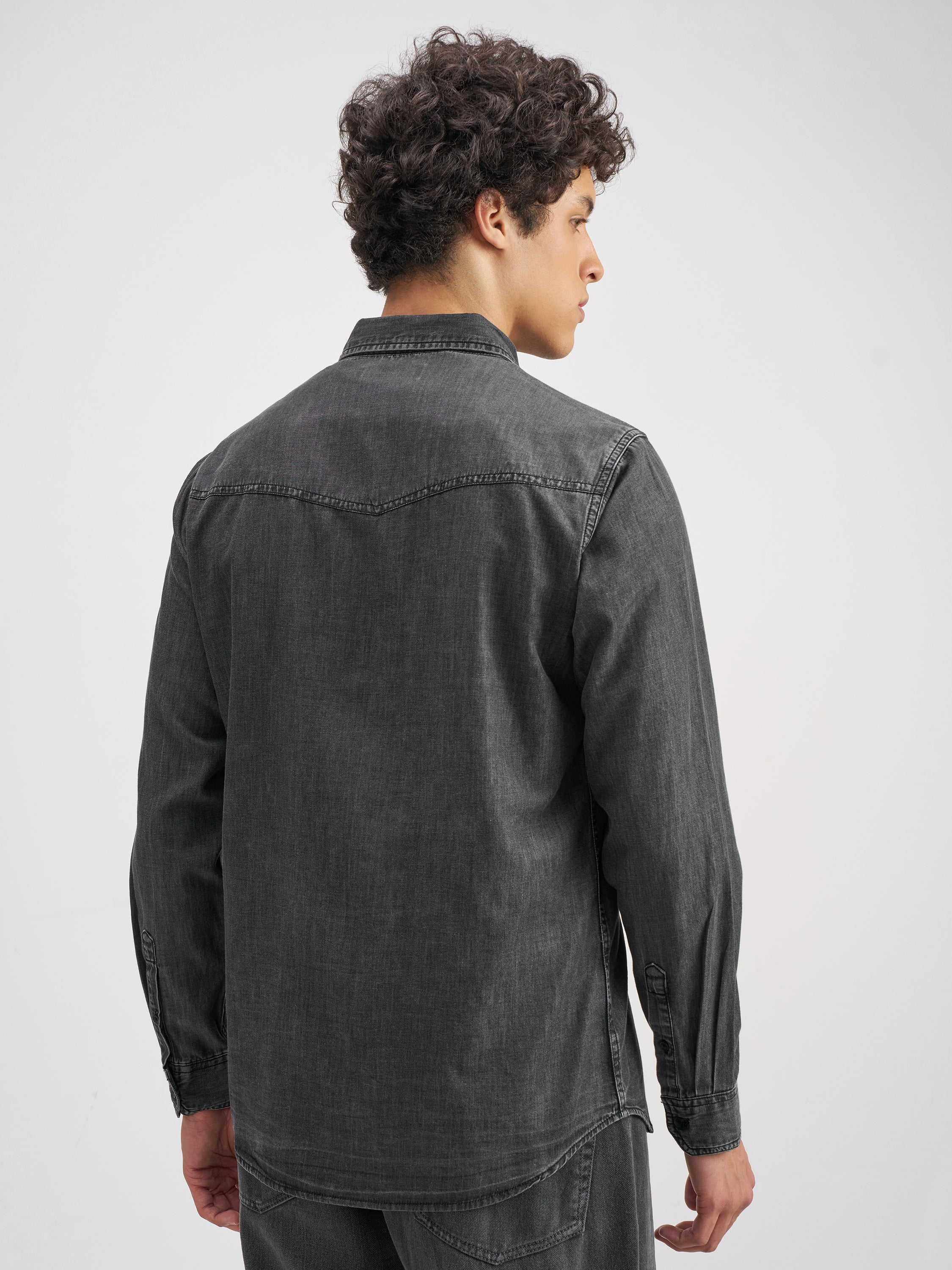 Highlander Men Black Solid Slim Fit Casual Shirt - Black - Image 3