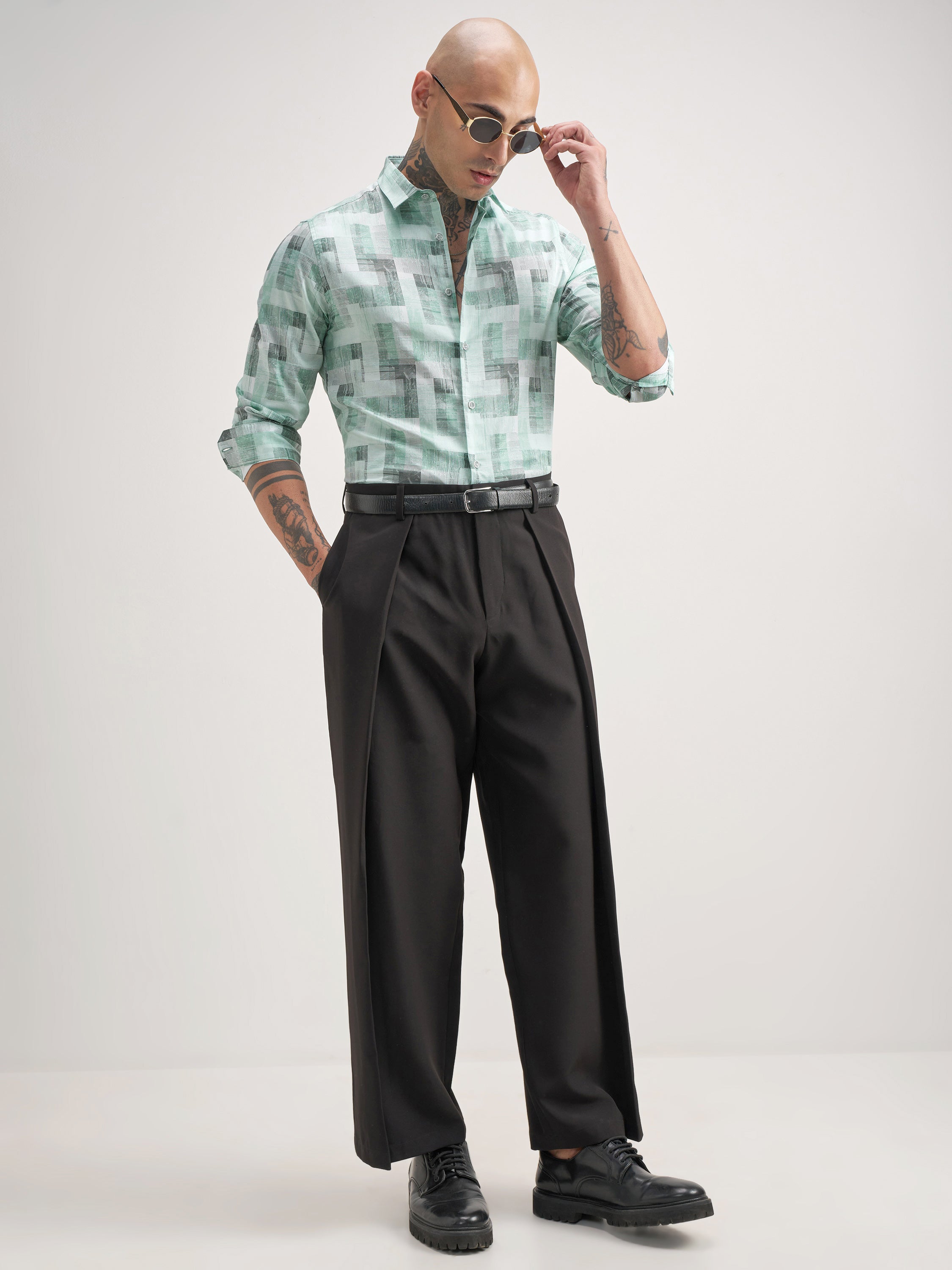 Highlander Men Green Printed Slim Fit Casual Shirt - Green - Image 2