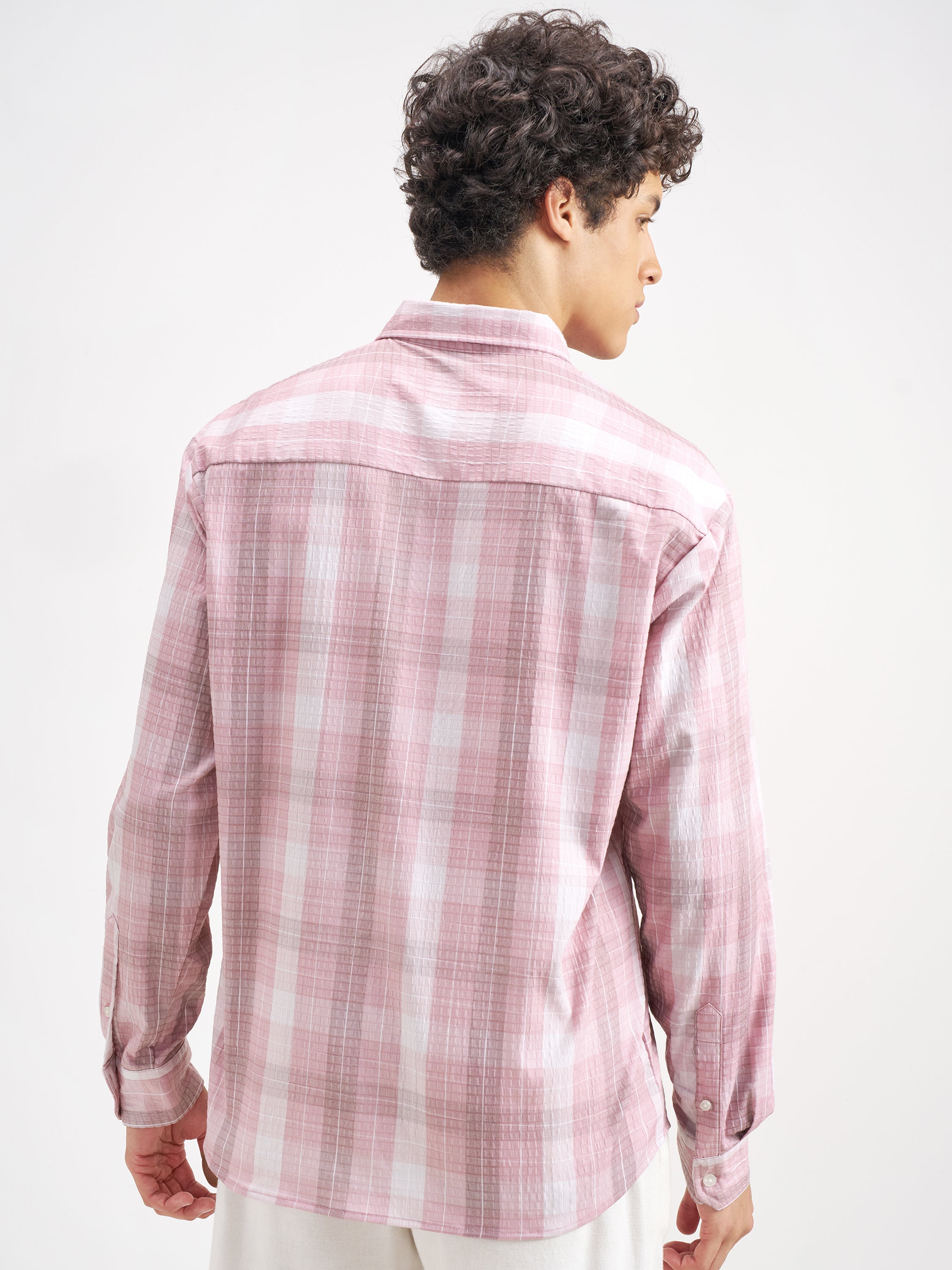 Highlander Men Pink Checked Relaxed Fit Casual Shirt - Pink - Image 3