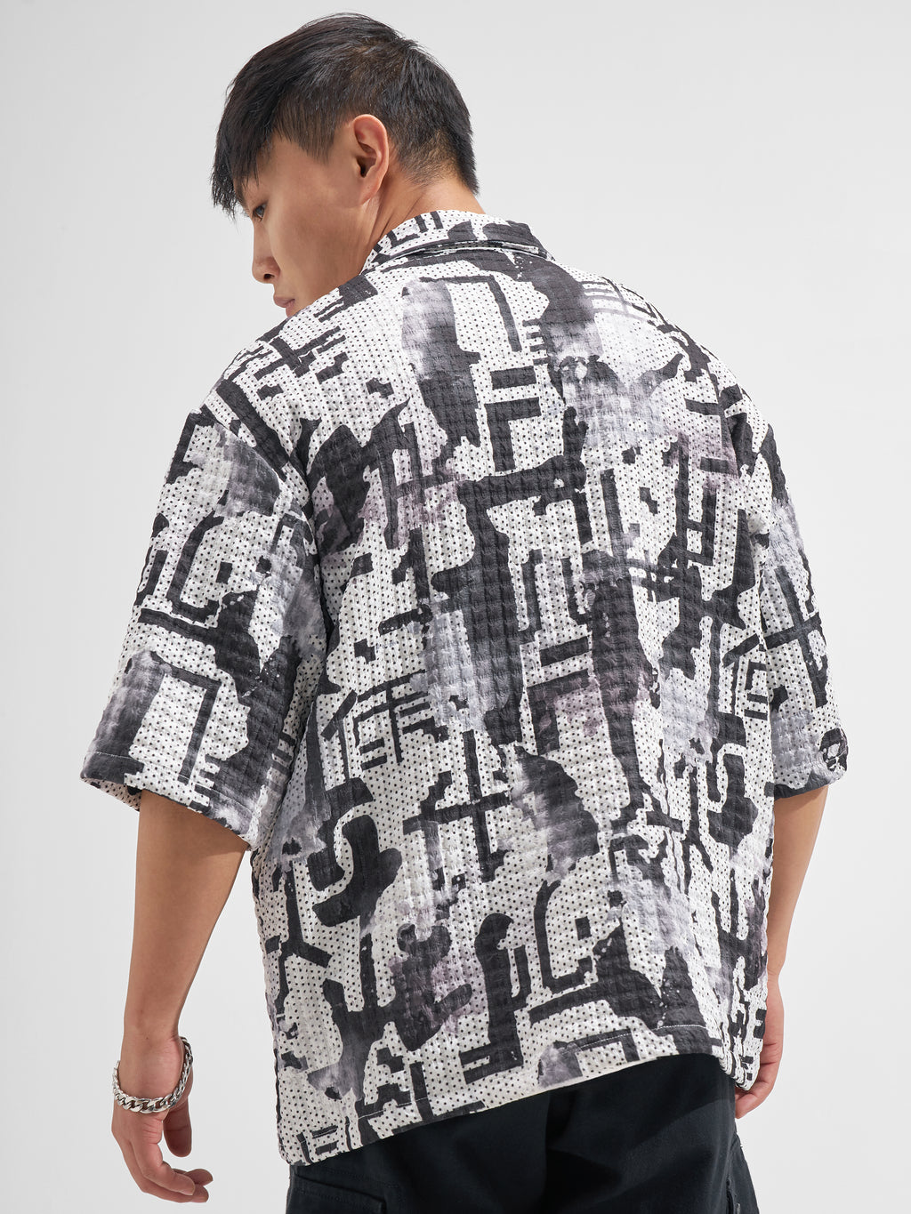 Highlander Men White Self Design Boxy Fit Casual Shirt