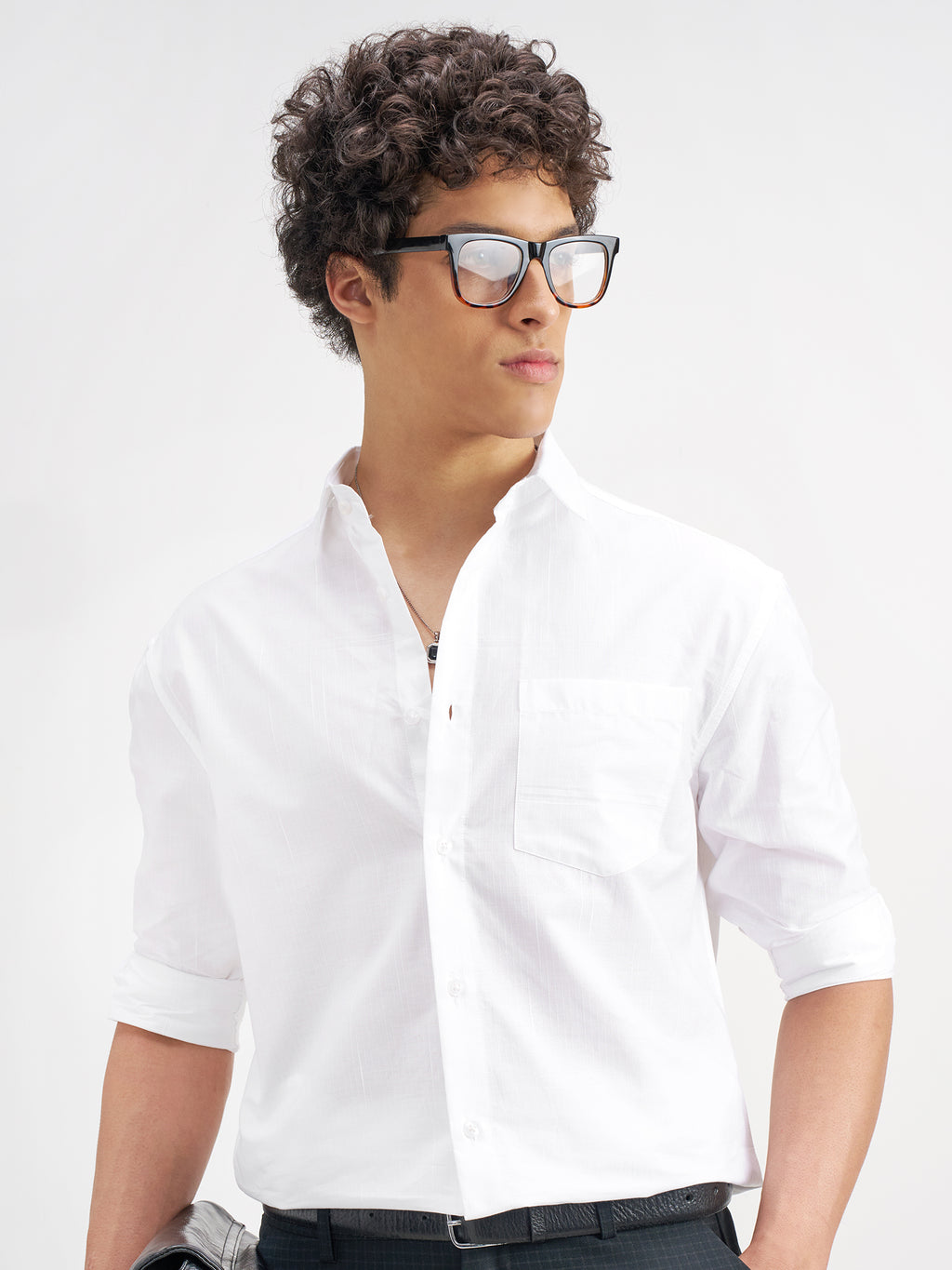 Highlander Men White Solid Relaxed Fit Casual Shirt - White - Image 1