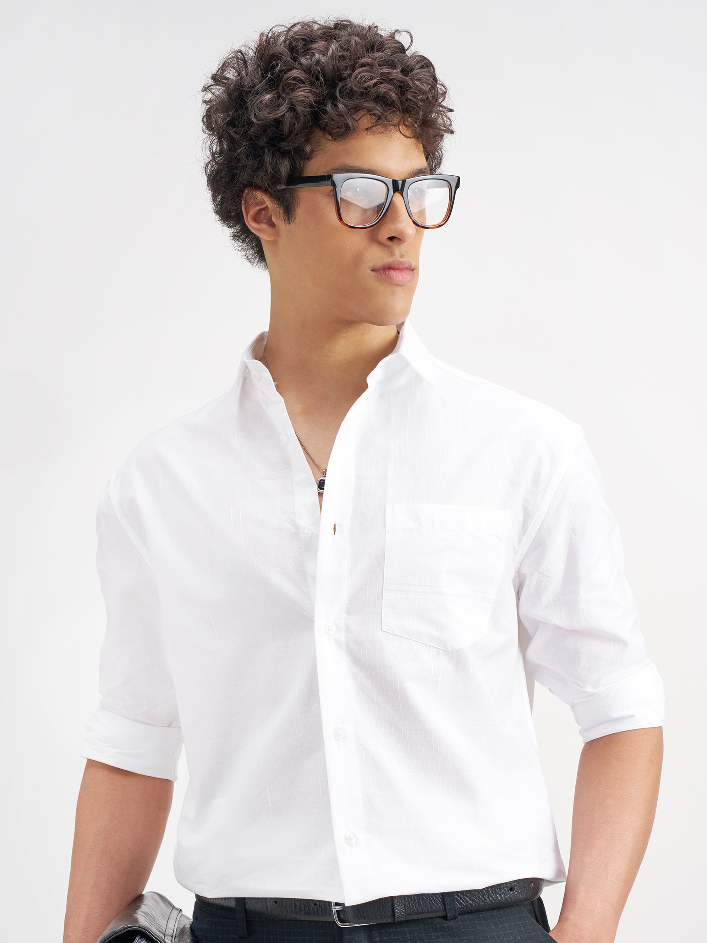 Highlander Men White Solid Relaxed Fit Casual Shirt - White - Image 1